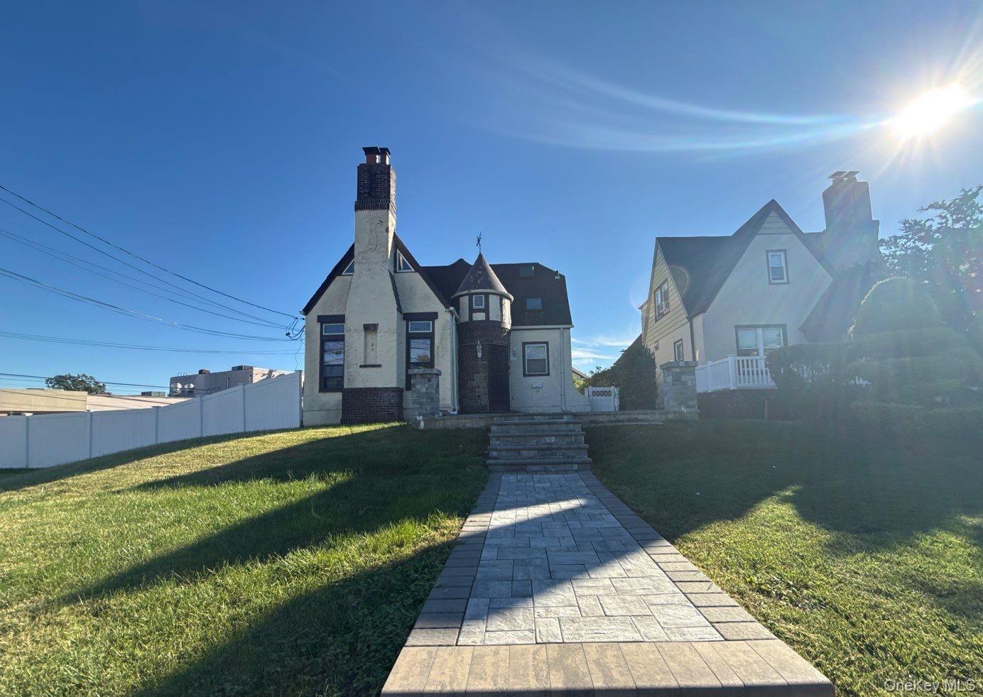 153 Main Street – For Sale photo 2