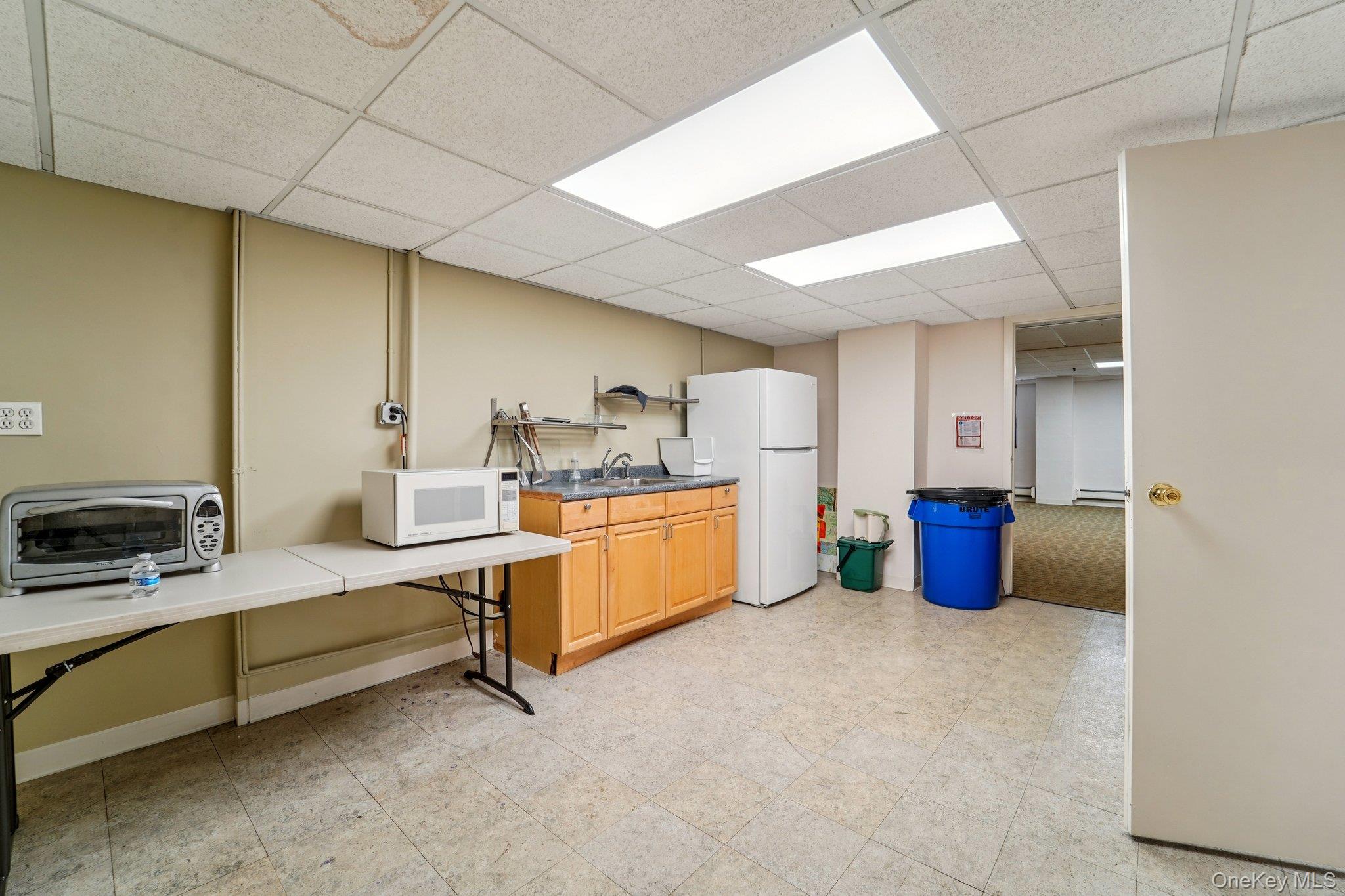 1085 Warburton Avenue, Unit 316 photo 39