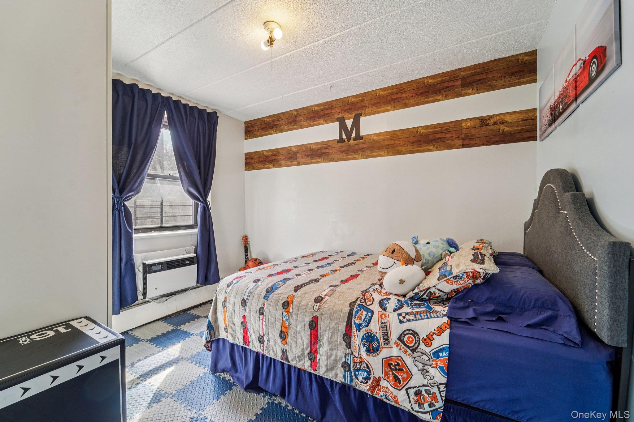 1085 Warburton Avenue, Unit 316 photo 16