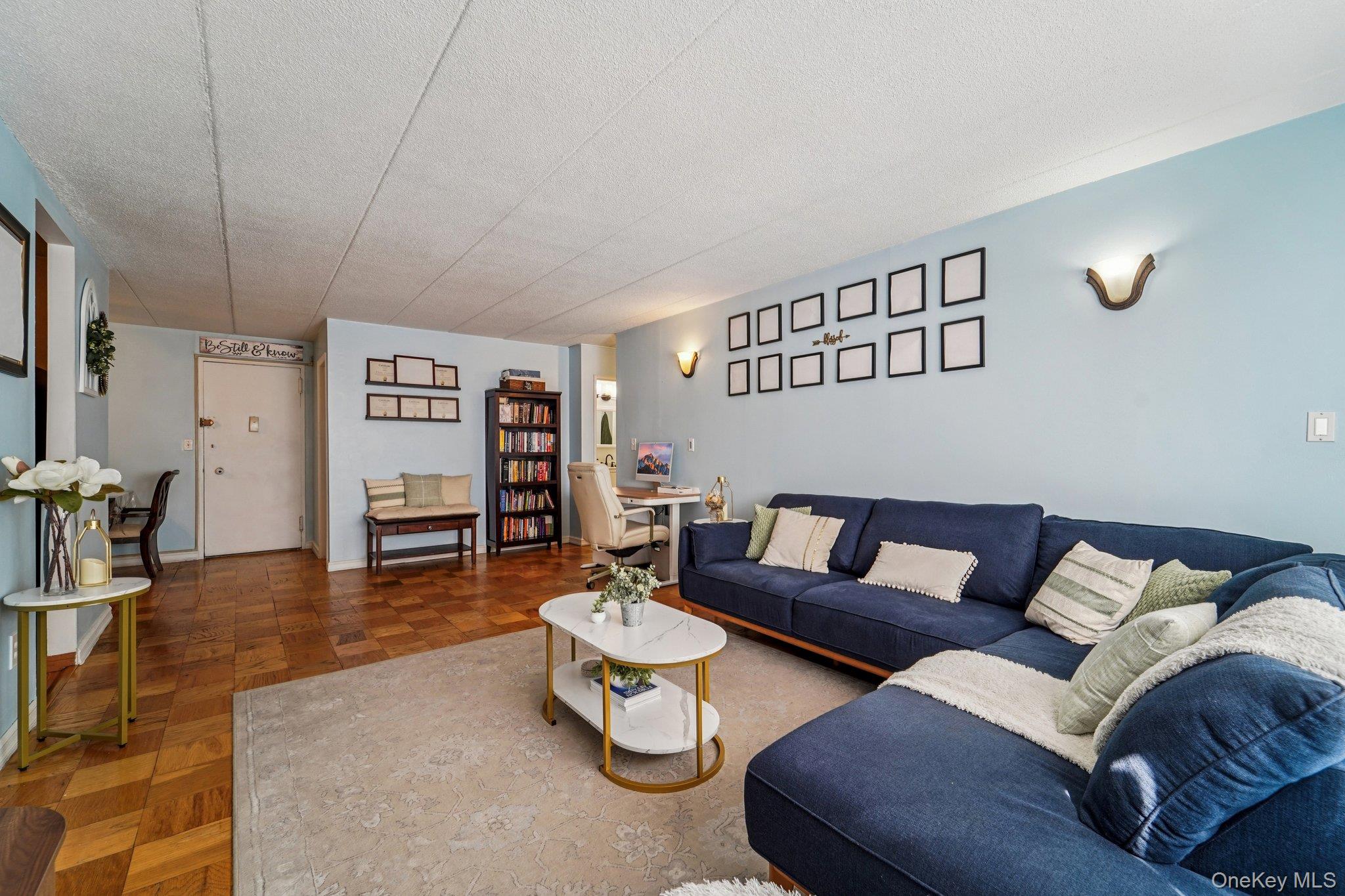 1085 Warburton Avenue, Unit 316 photo 9