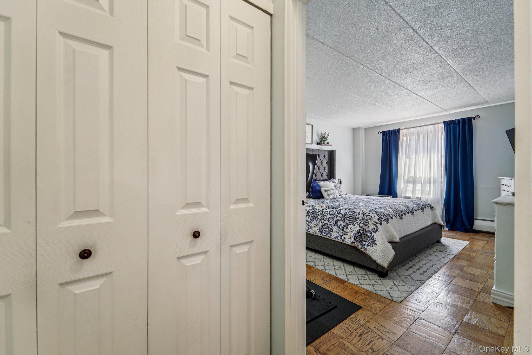 1085 Warburton Avenue, Unit 316 photo 20