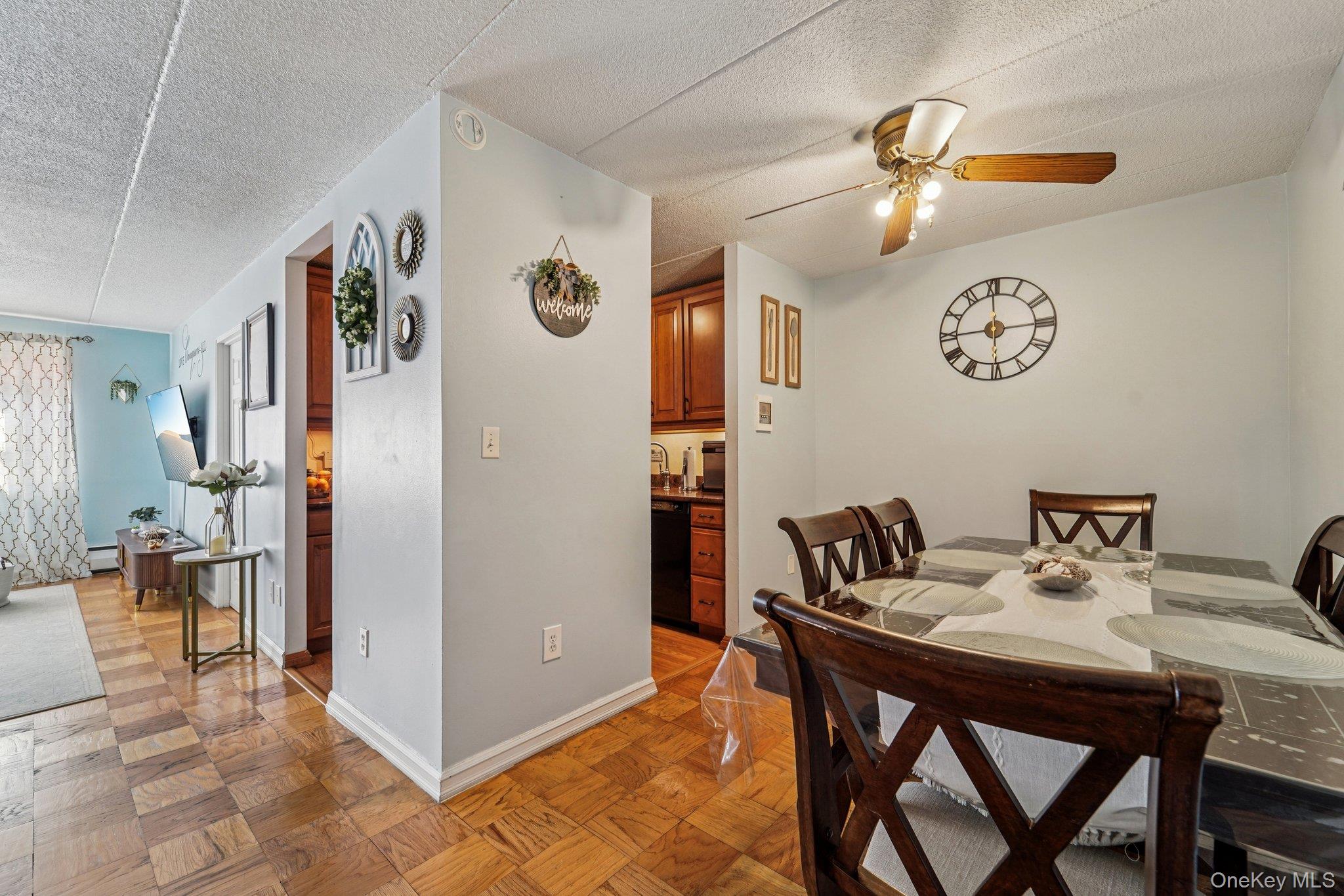 1085 Warburton Avenue, Unit 316 photo 6