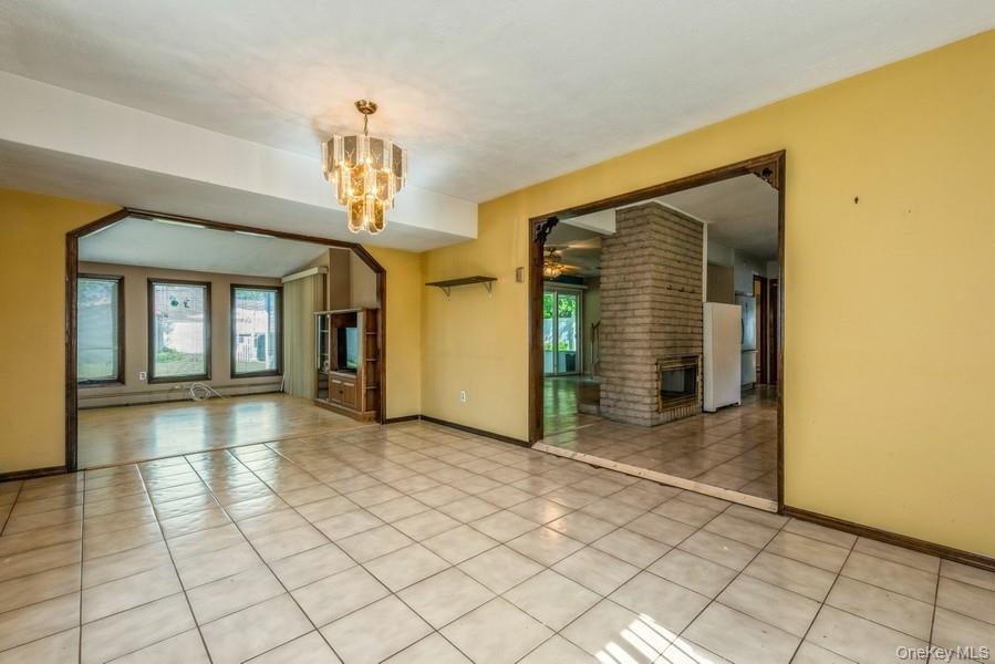 15 Bunker Lane – For Rent photo 2