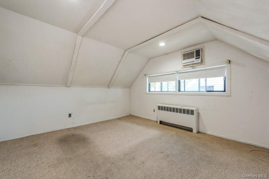 15 Bunker Lane – For Rent photo 14