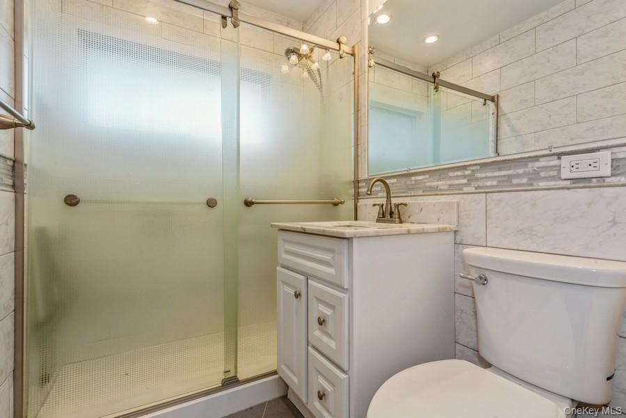 15 Bunker Lane – For Rent photo 13