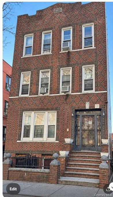 90 E 52nd Street, Unit 6