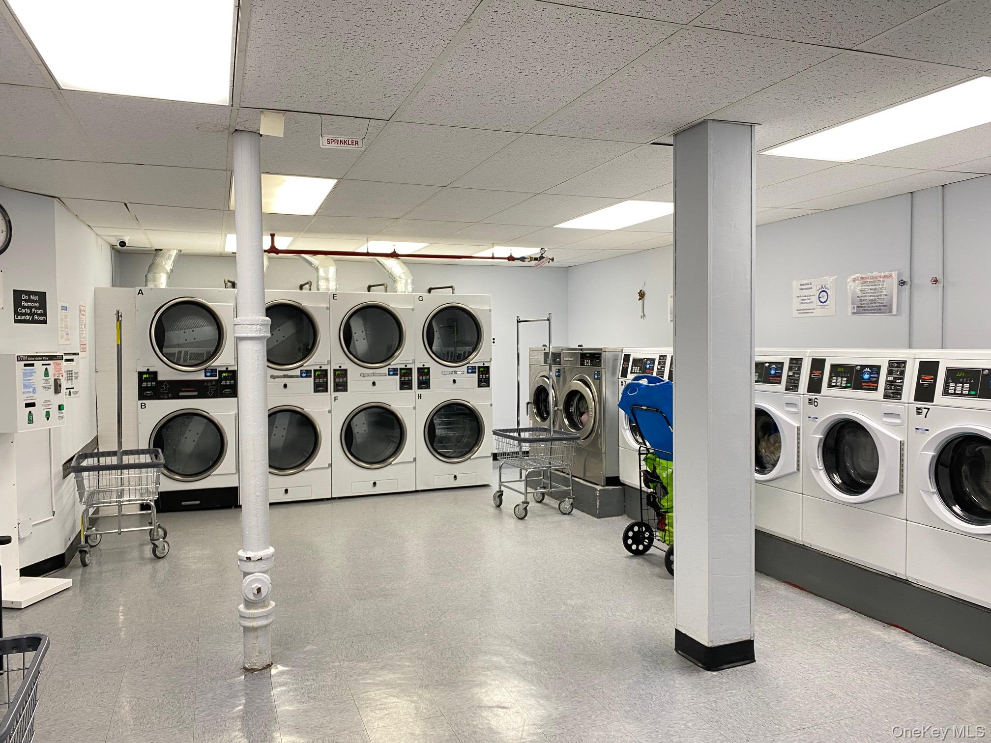 67-25 Clyde Street, Unit 1K photo 6