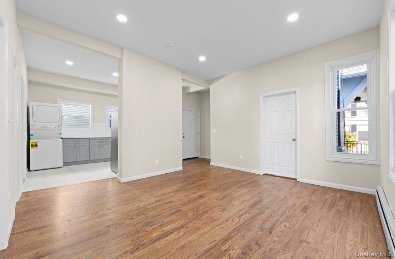 460 S 6th Avenue, Unit 1 photo 8