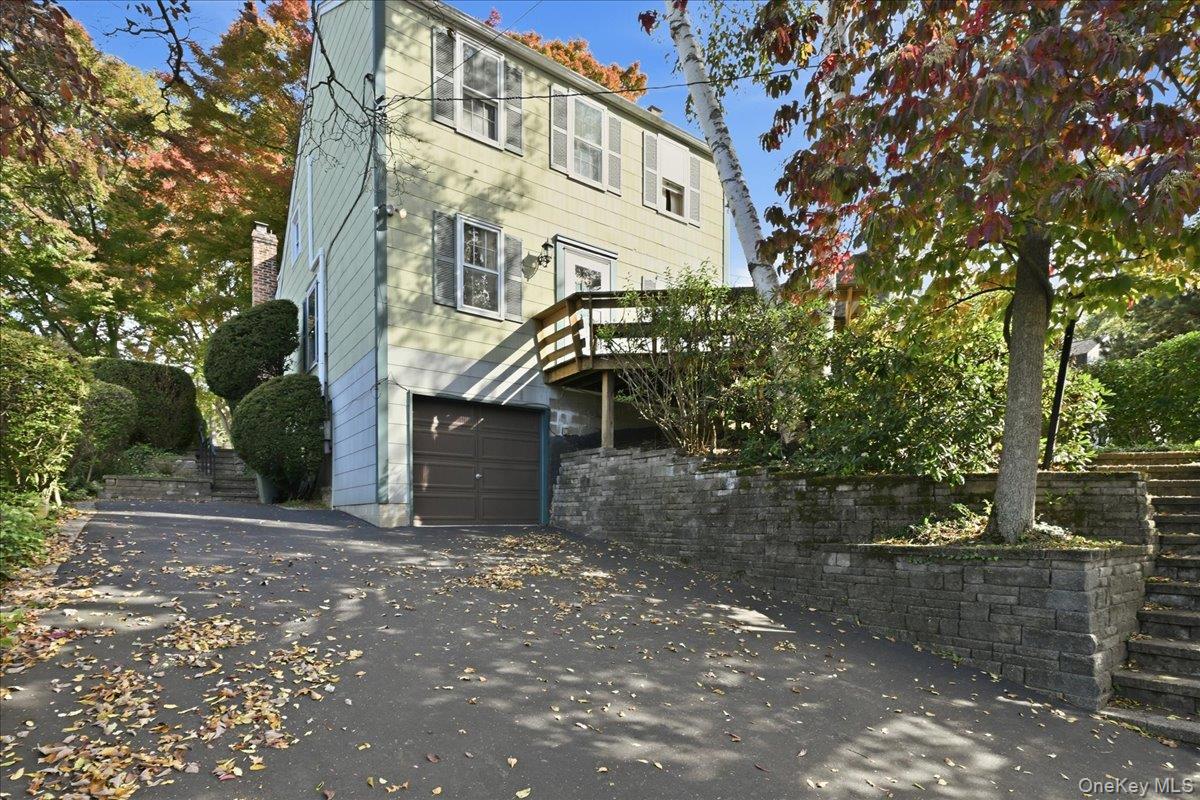 36 Cedarwood Drive – For Sale