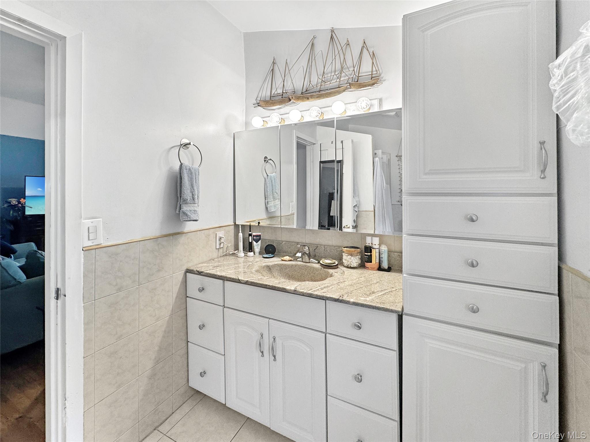 869 Canal Street, Unit Apt 1 photo 10