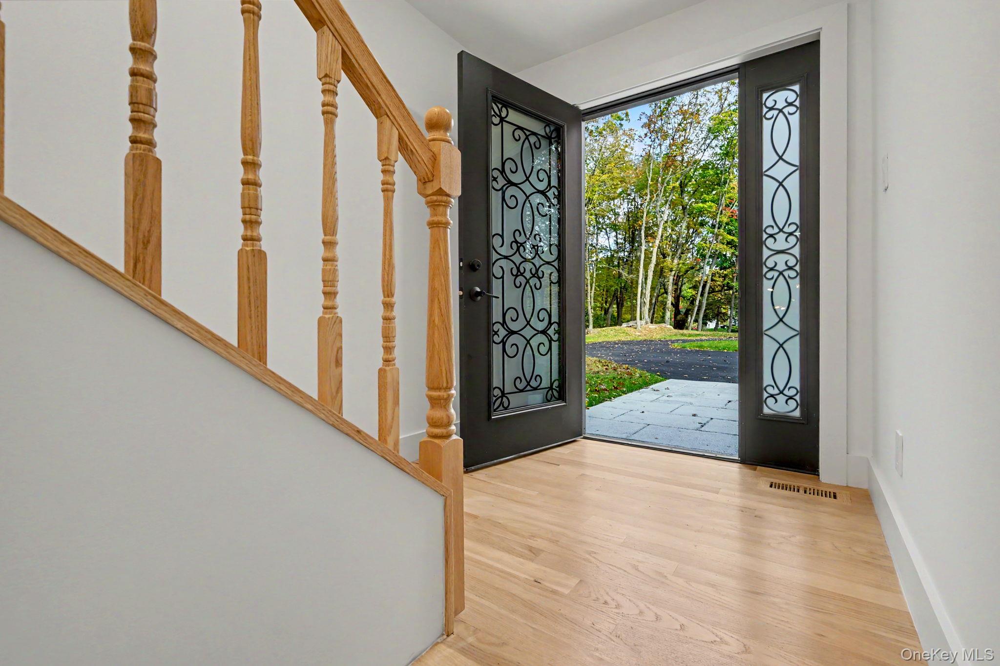 18 Laurel Road – For Sale photo 5