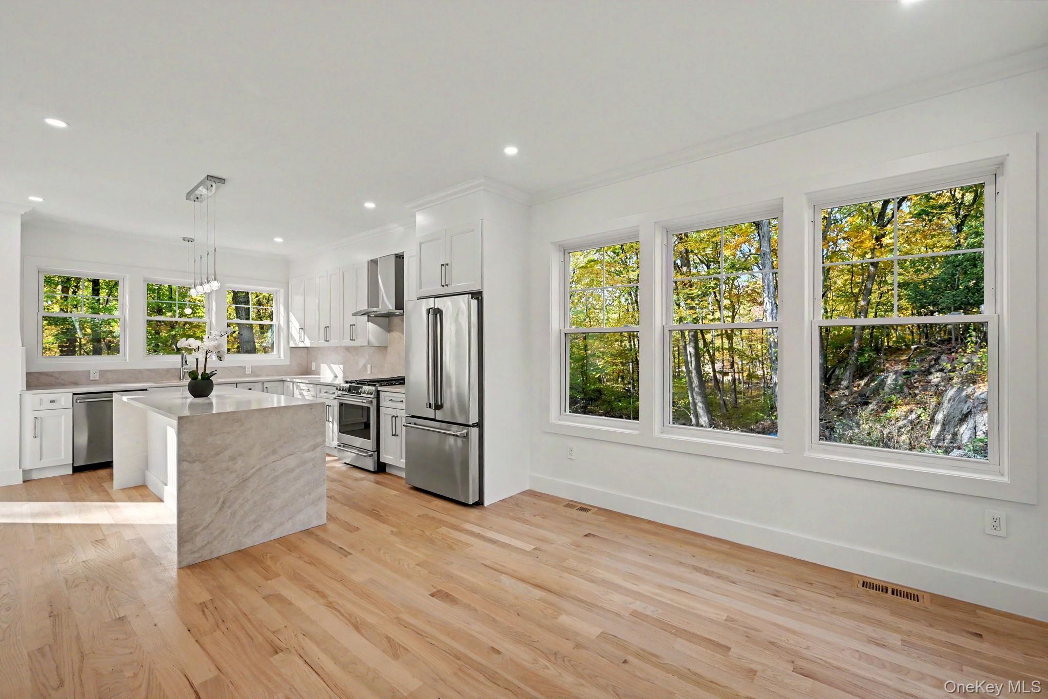 18 Laurel Road – For Sale photo 13