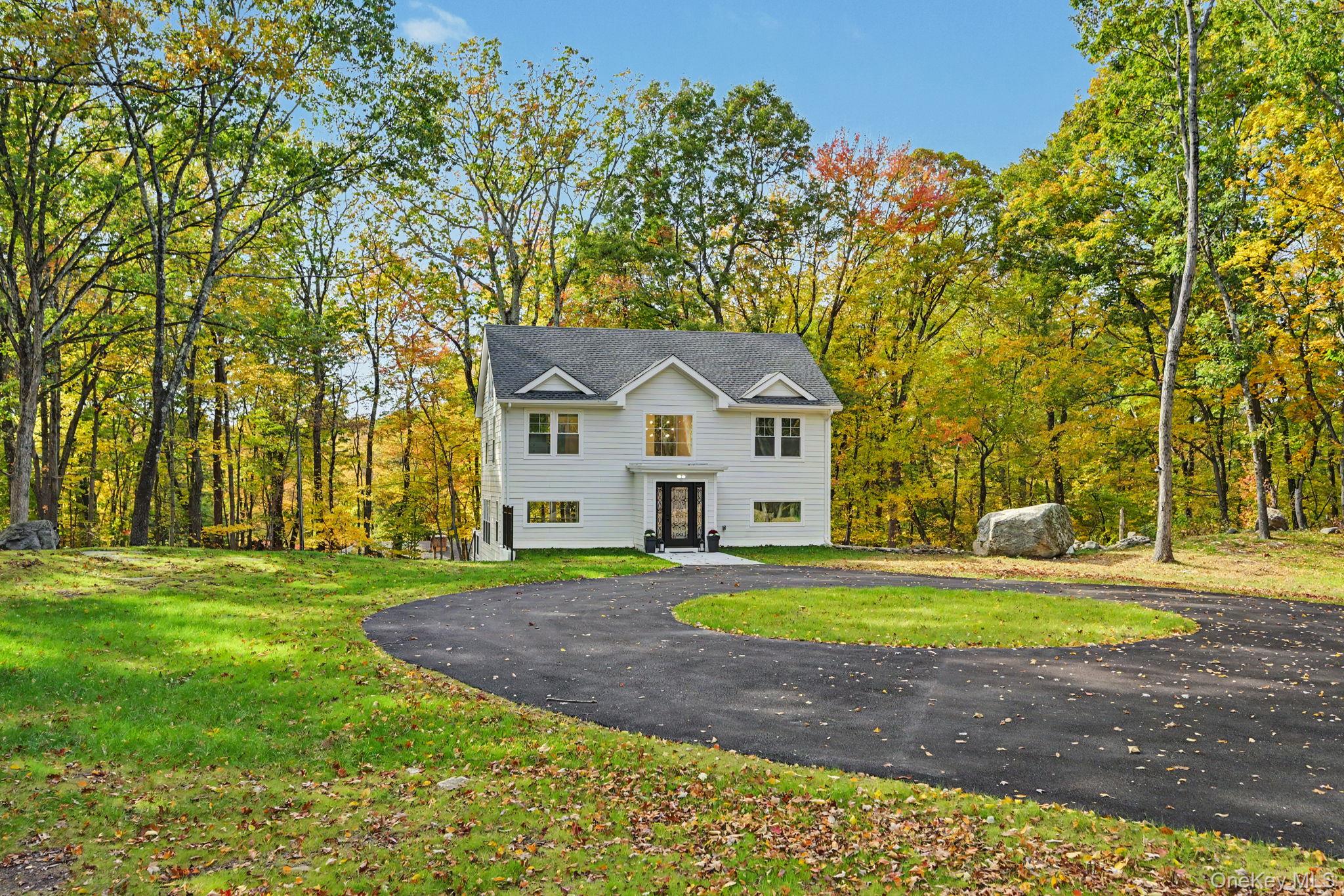 18 Laurel Road – For Sale
