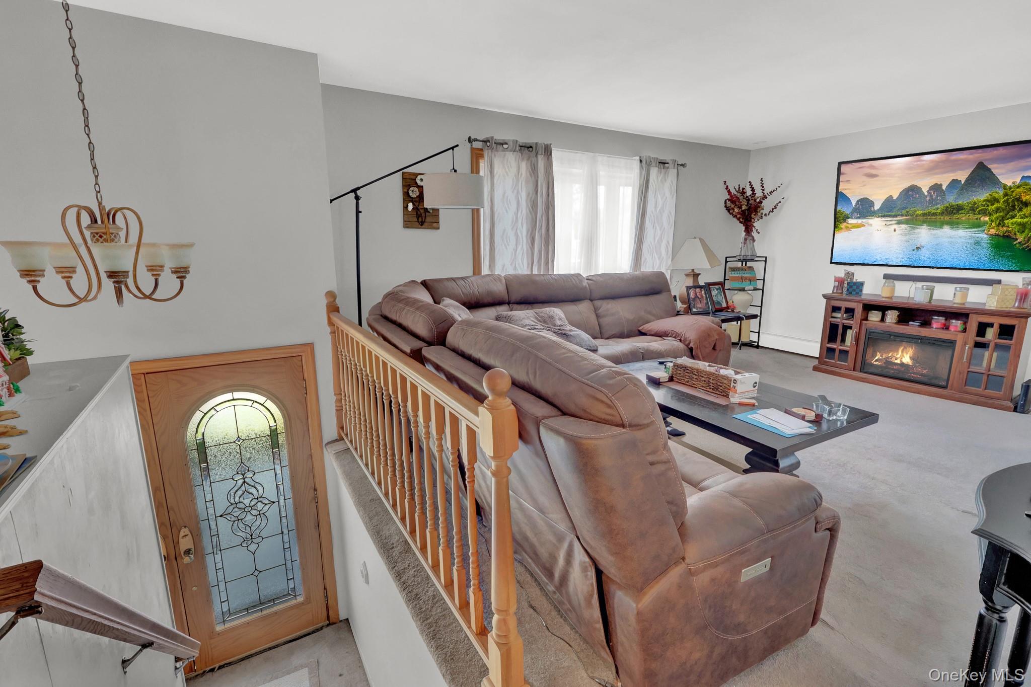 16 Ireland Place – For Sale photo 3
