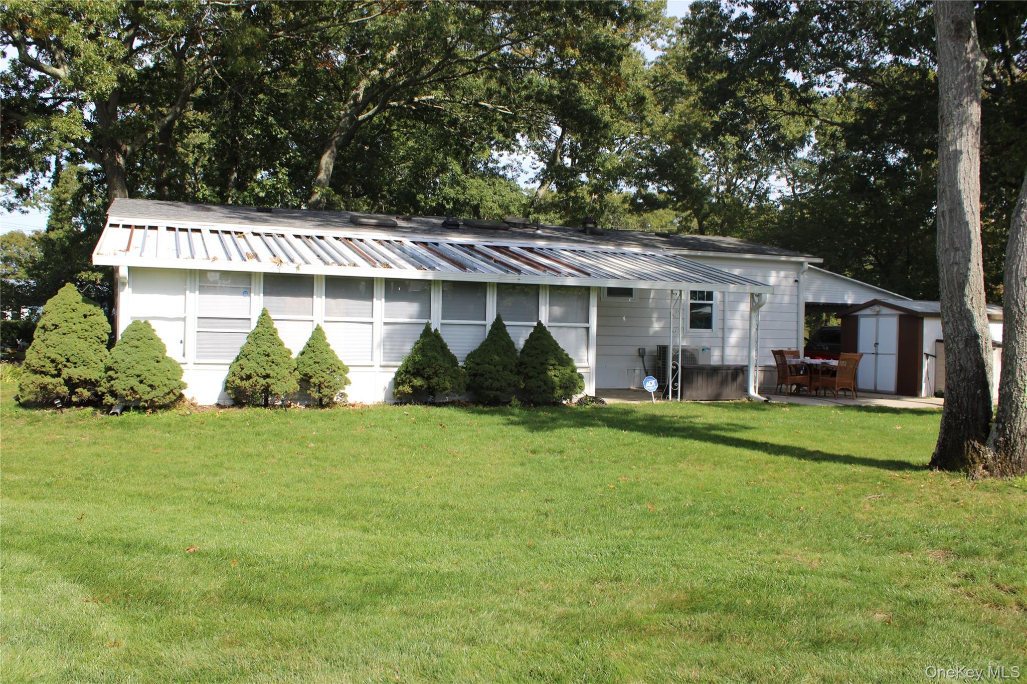 1661 Old Country Road, Unit 427 photo 3