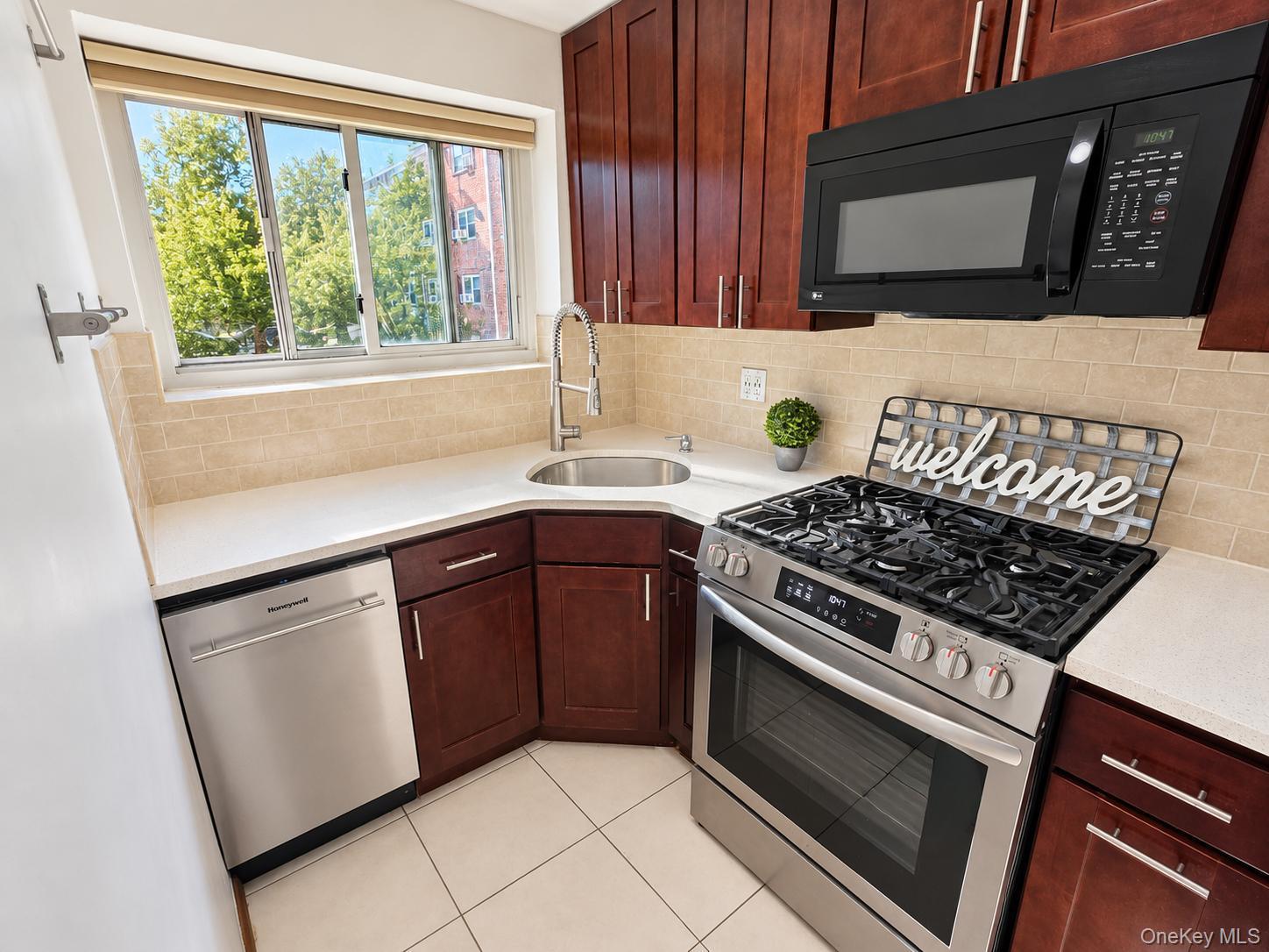 111-25 66th Avenue, Unit 1A photo 5