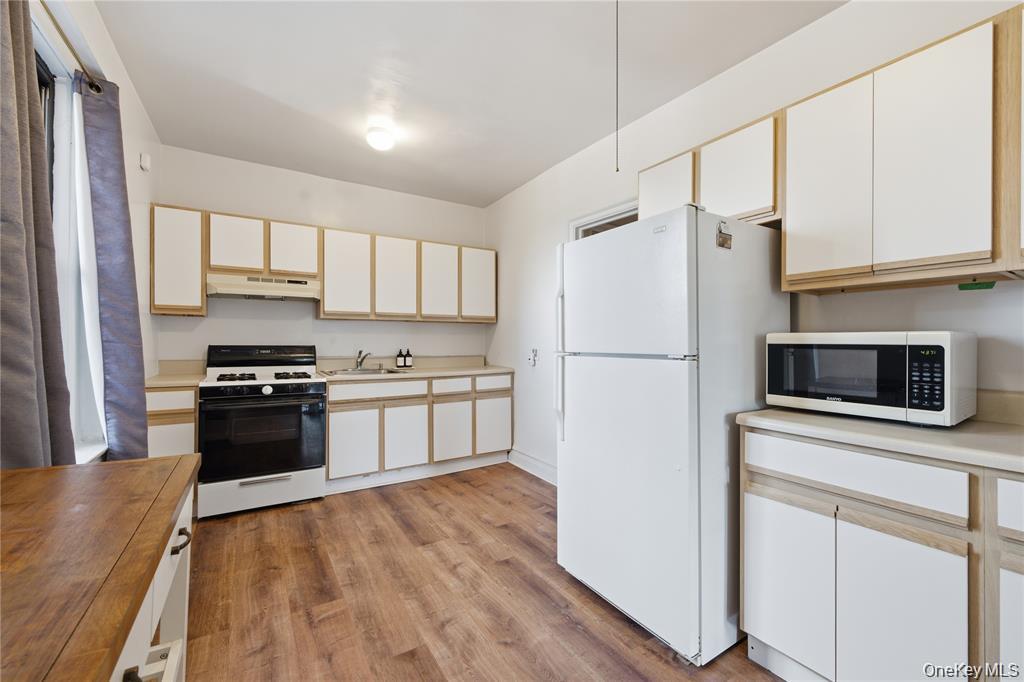 7234 St, Unit F6 photo 9