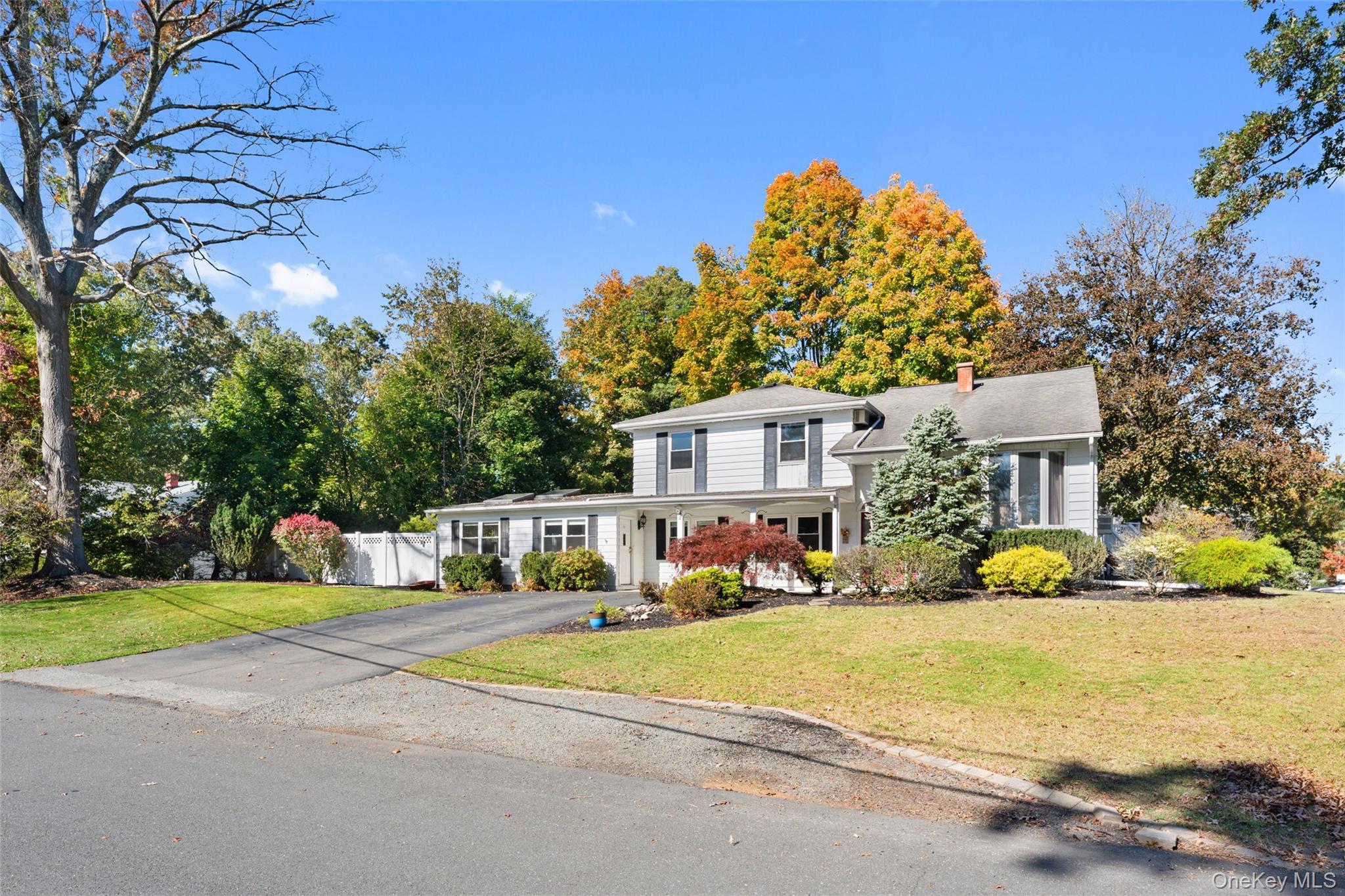 52 Johnsons Lane – For Sale photo 2
