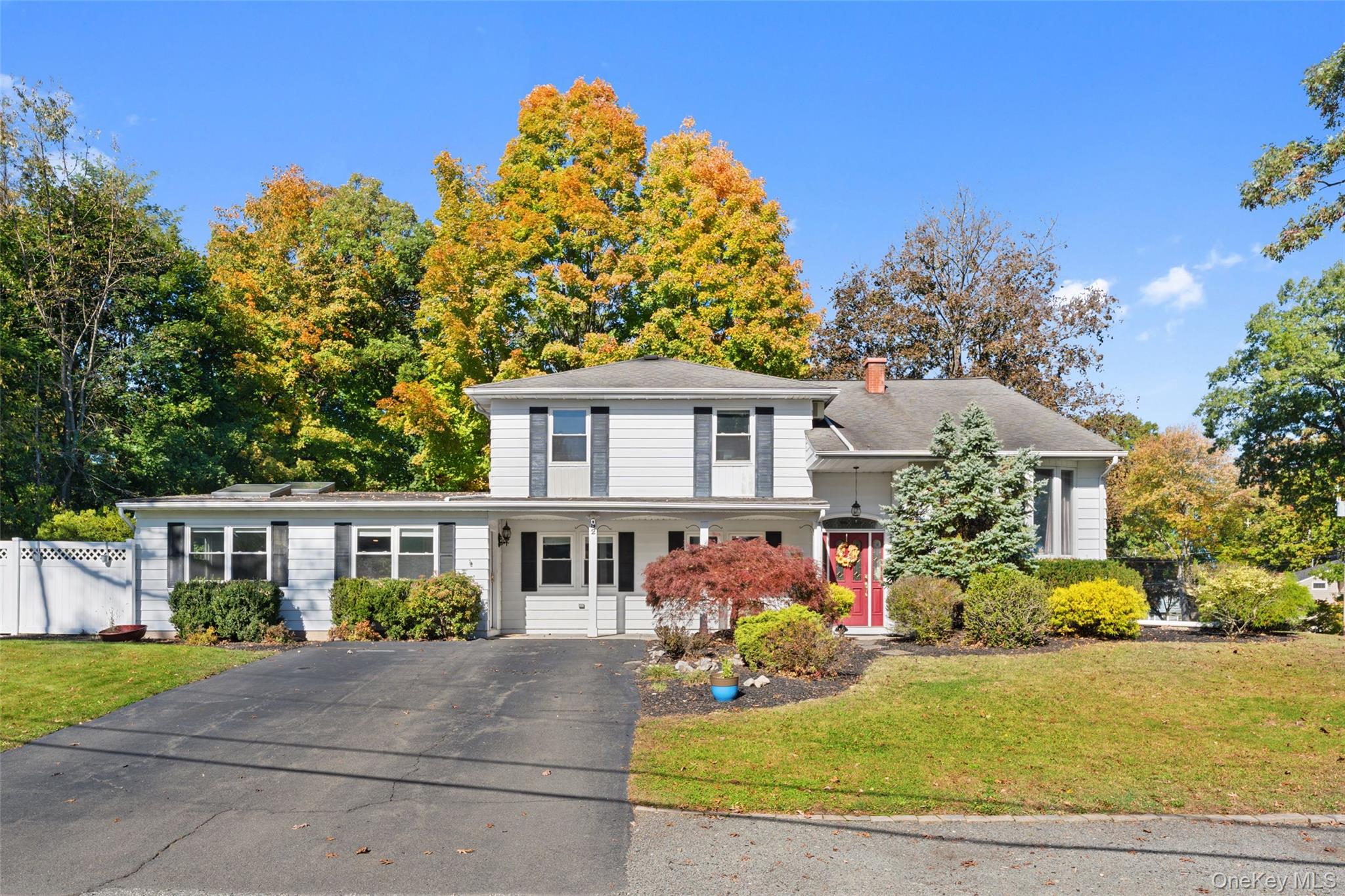 52 Johnsons Lane – For Sale