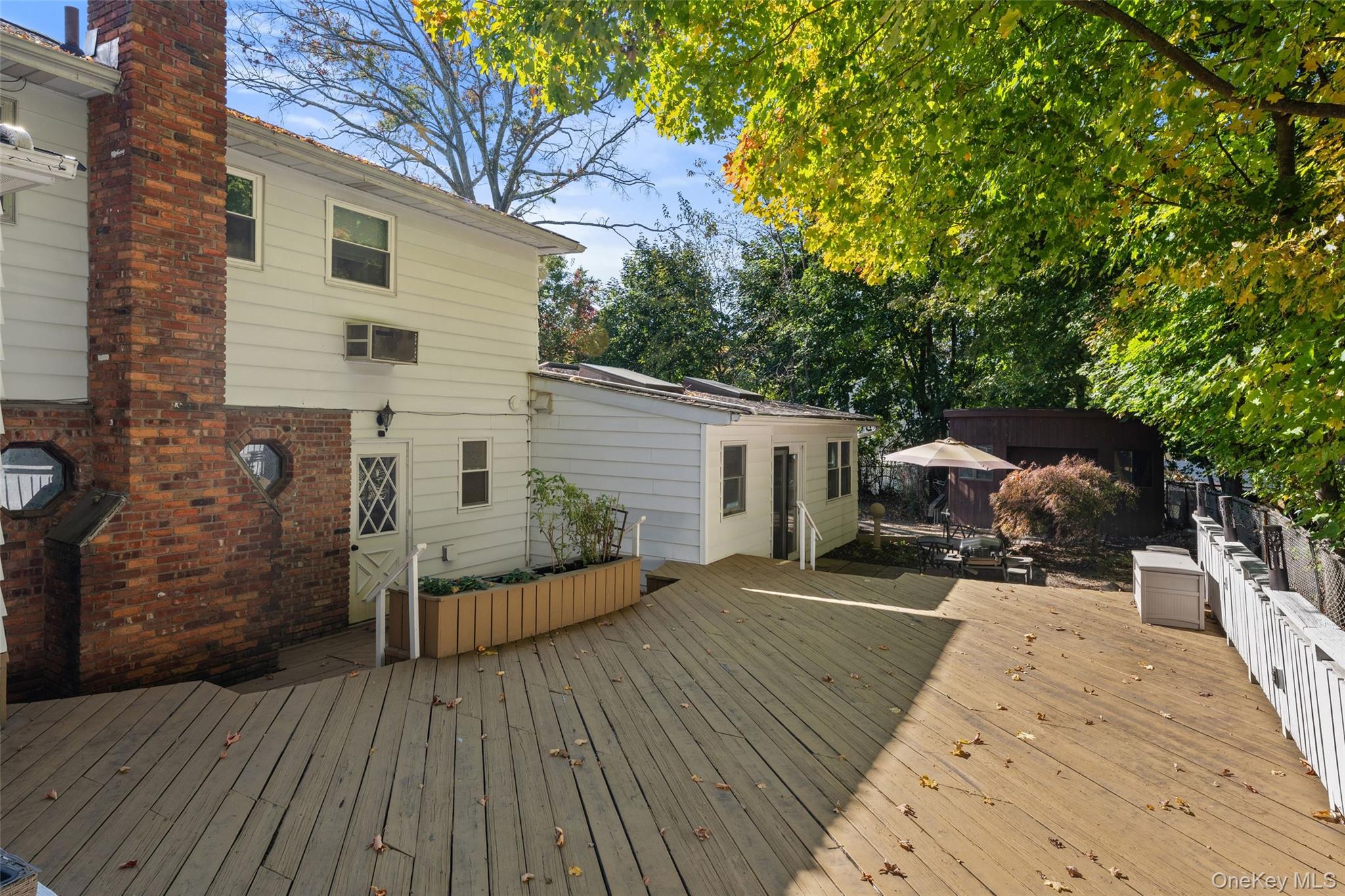 52 Johnsons Lane – For Sale photo 23