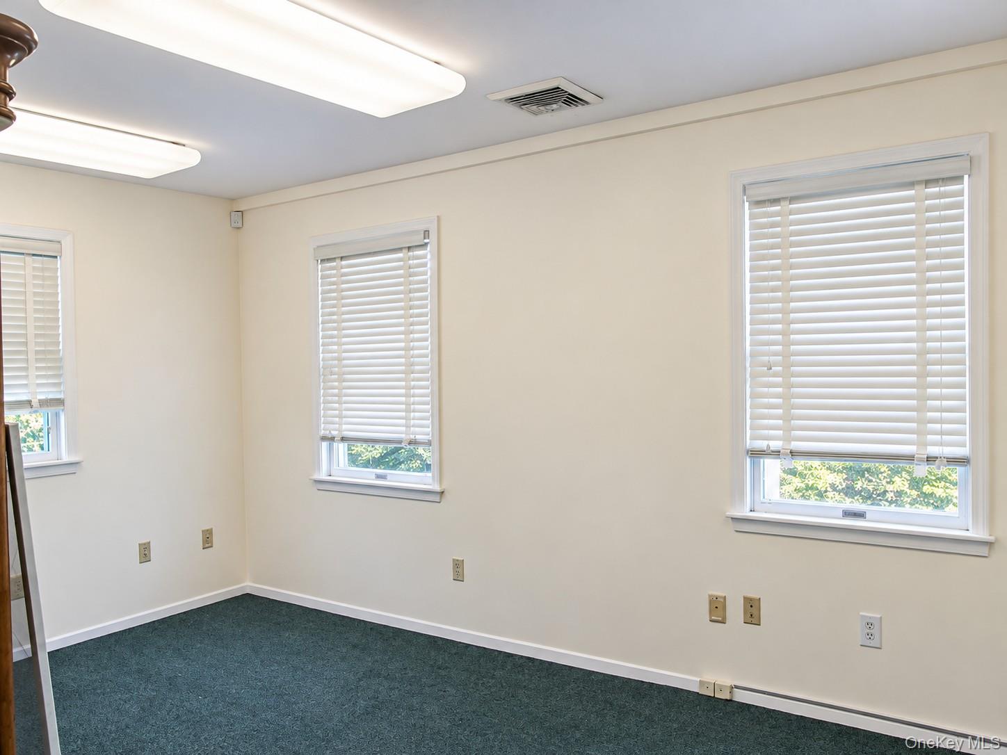 186 W Main Street – For Rent photo 3