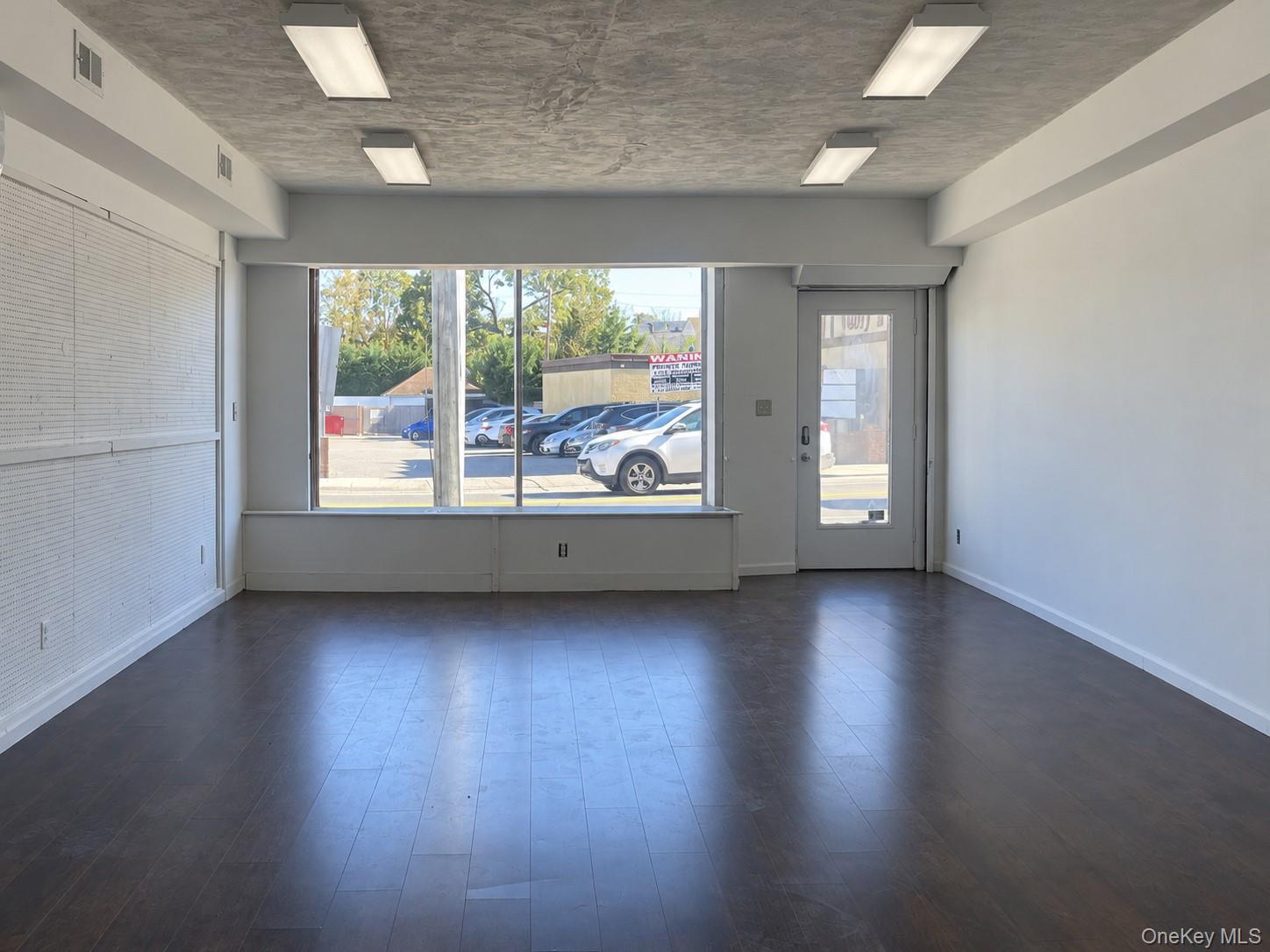 1152 A Broadway – For Rent photo 2