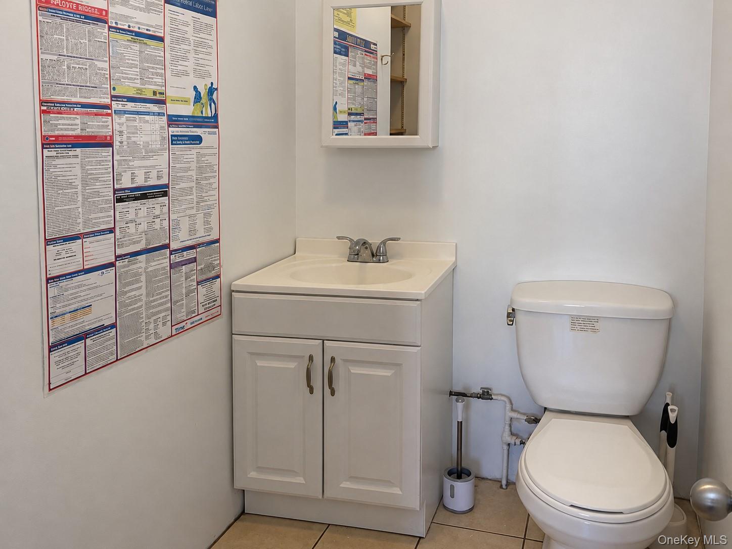 1152 A Broadway – For Rent photo 5
