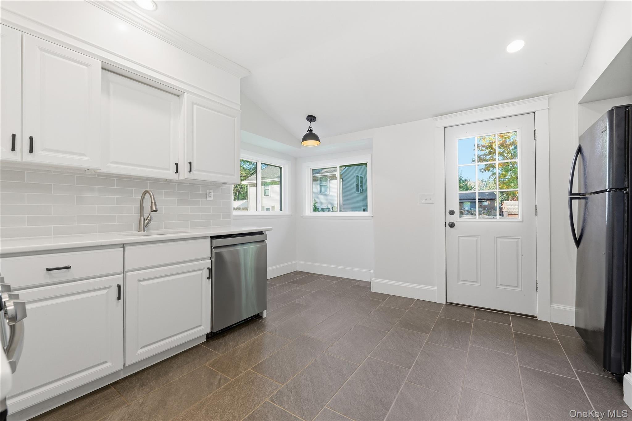 275 Maple Road – For Sale photo 8