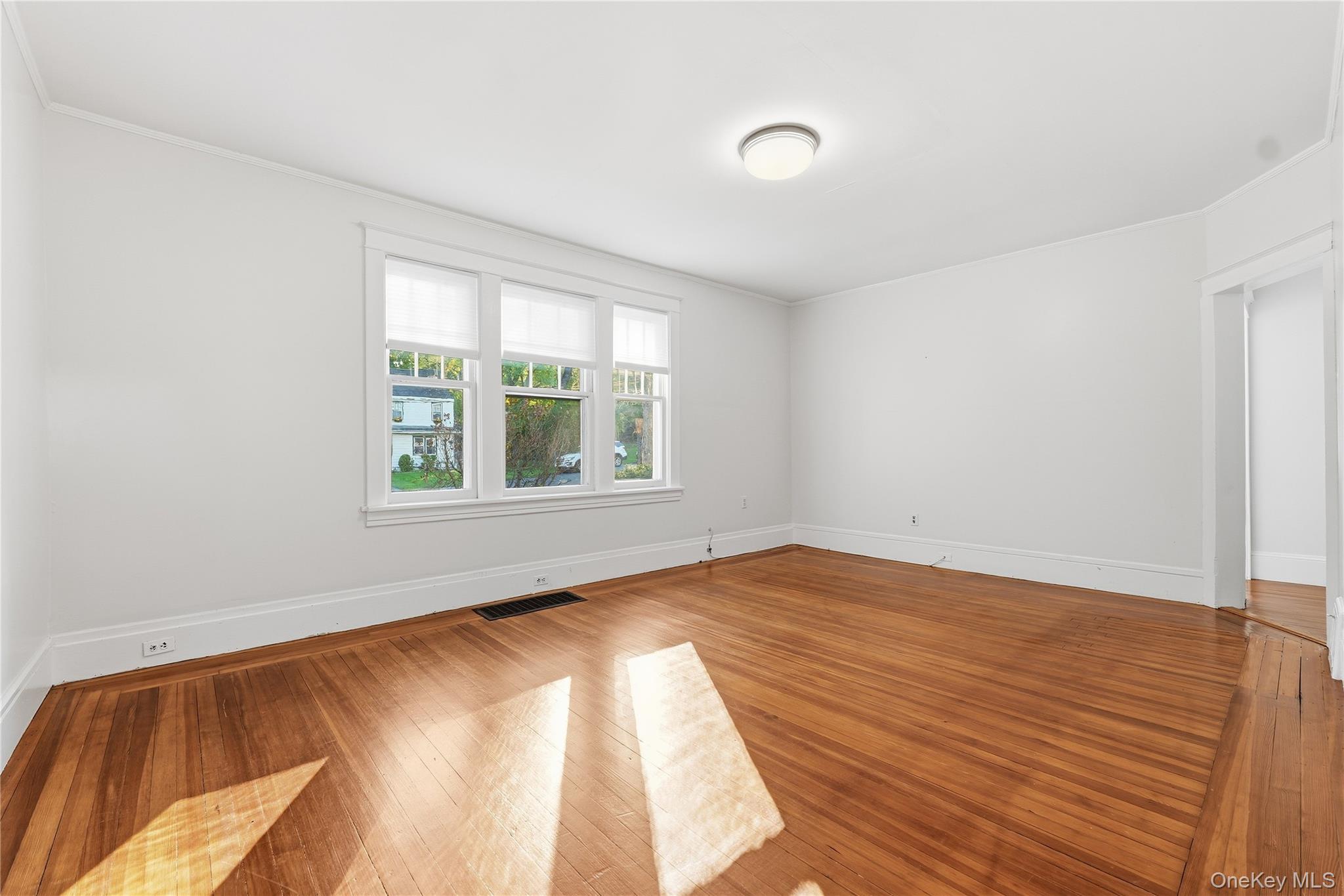 275 Maple Road – For Sale photo 5