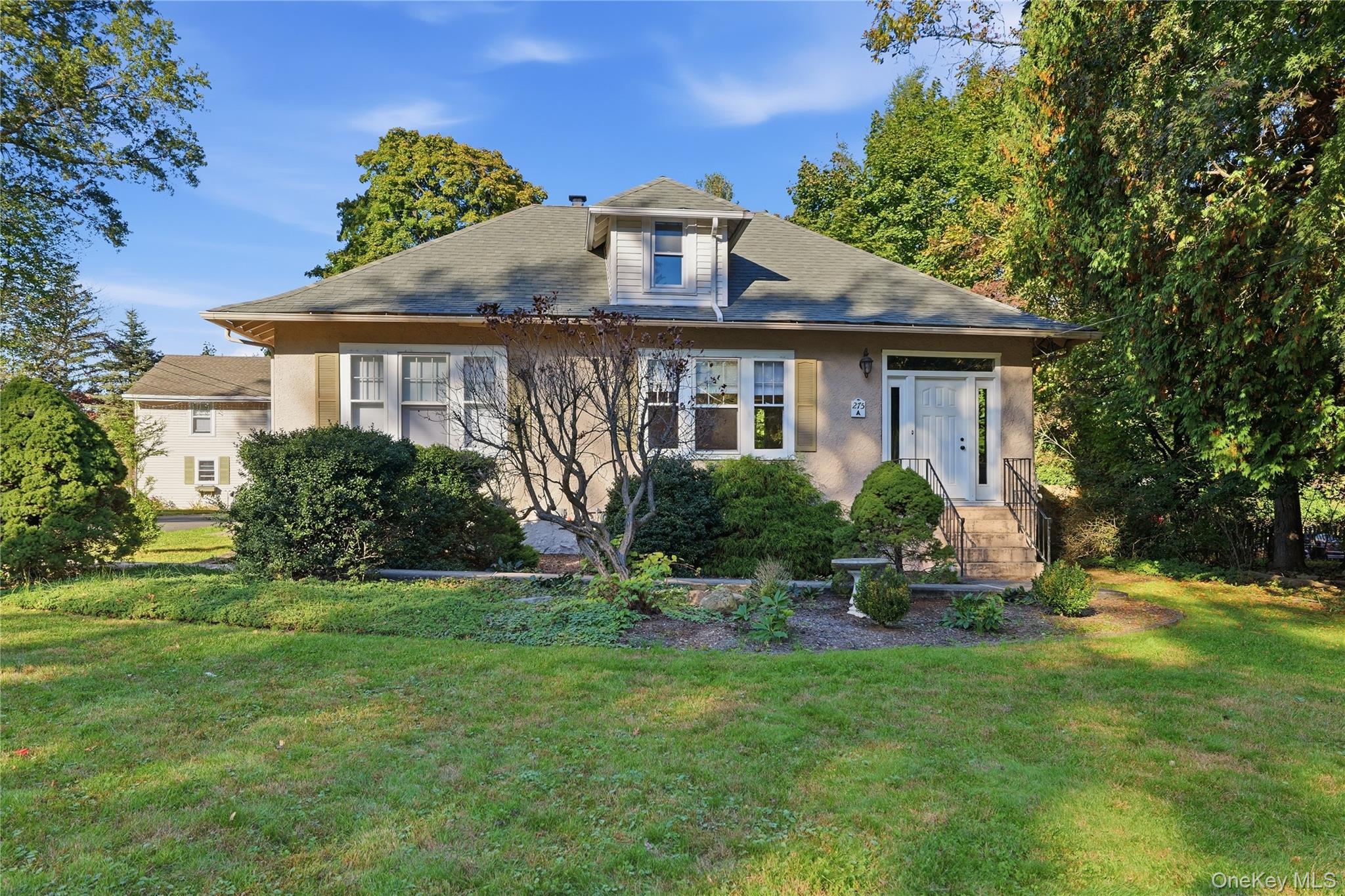 275 Maple Road – For Sale photo 2
