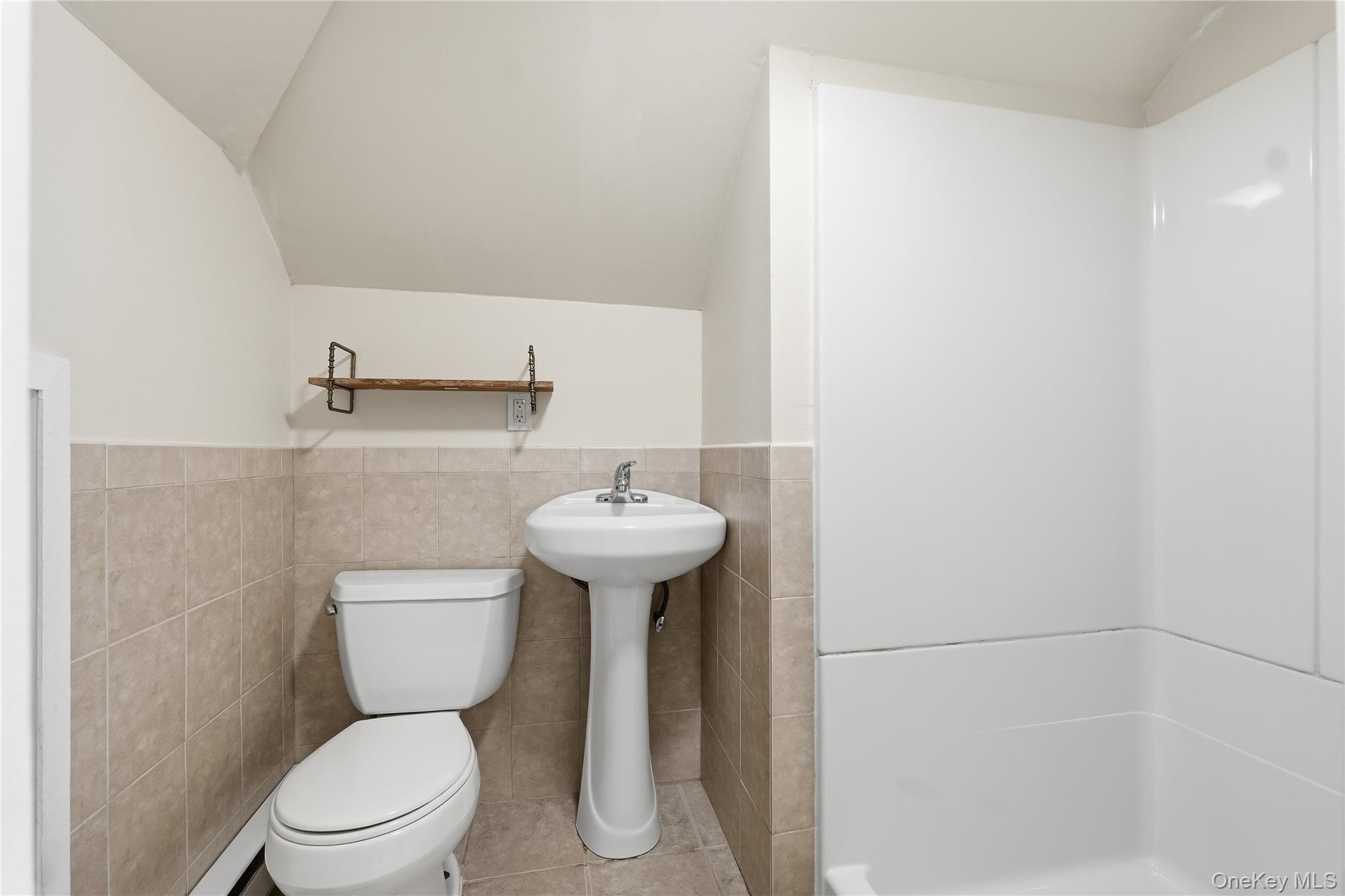 275 Maple Road – For Sale photo 20