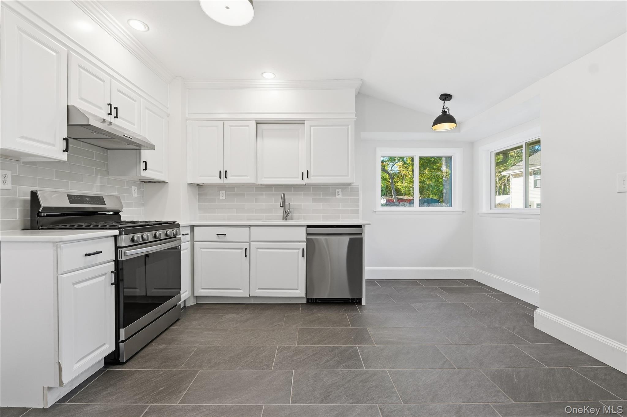 275 Maple Road – For Sale photo 7