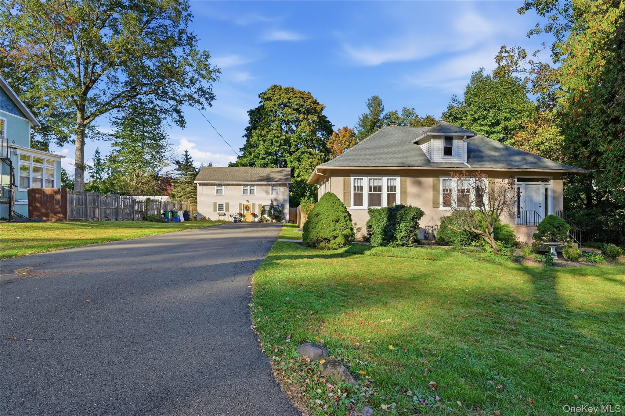 275 Maple Road – For Sale