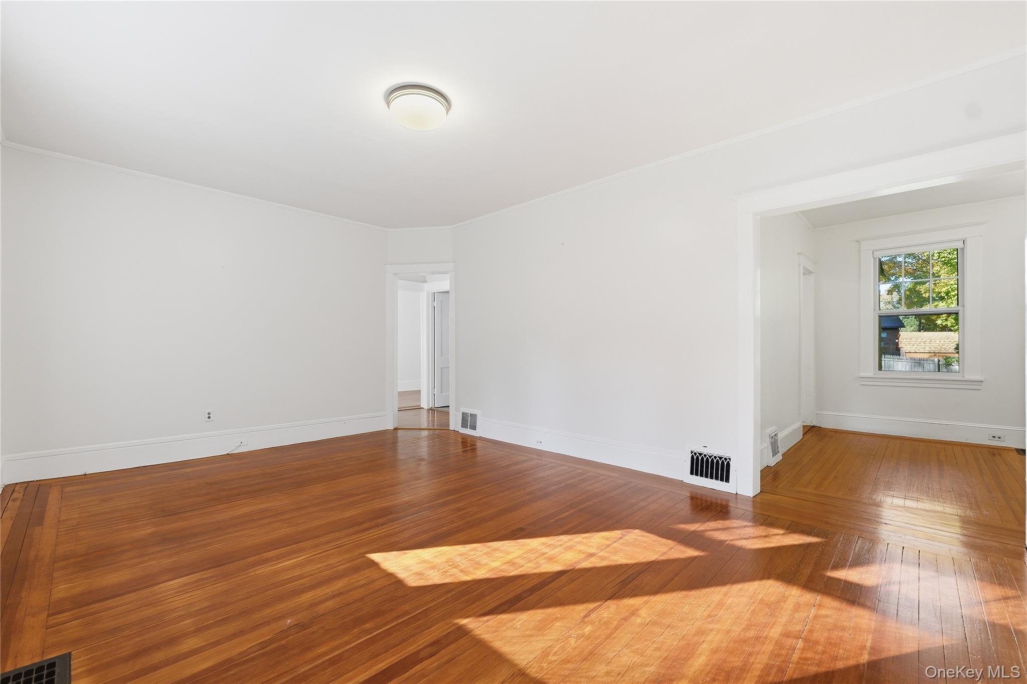 275 Maple Road – For Sale photo 4