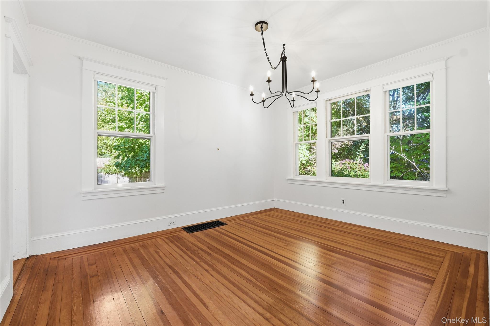 275 Maple Road – For Sale photo 10