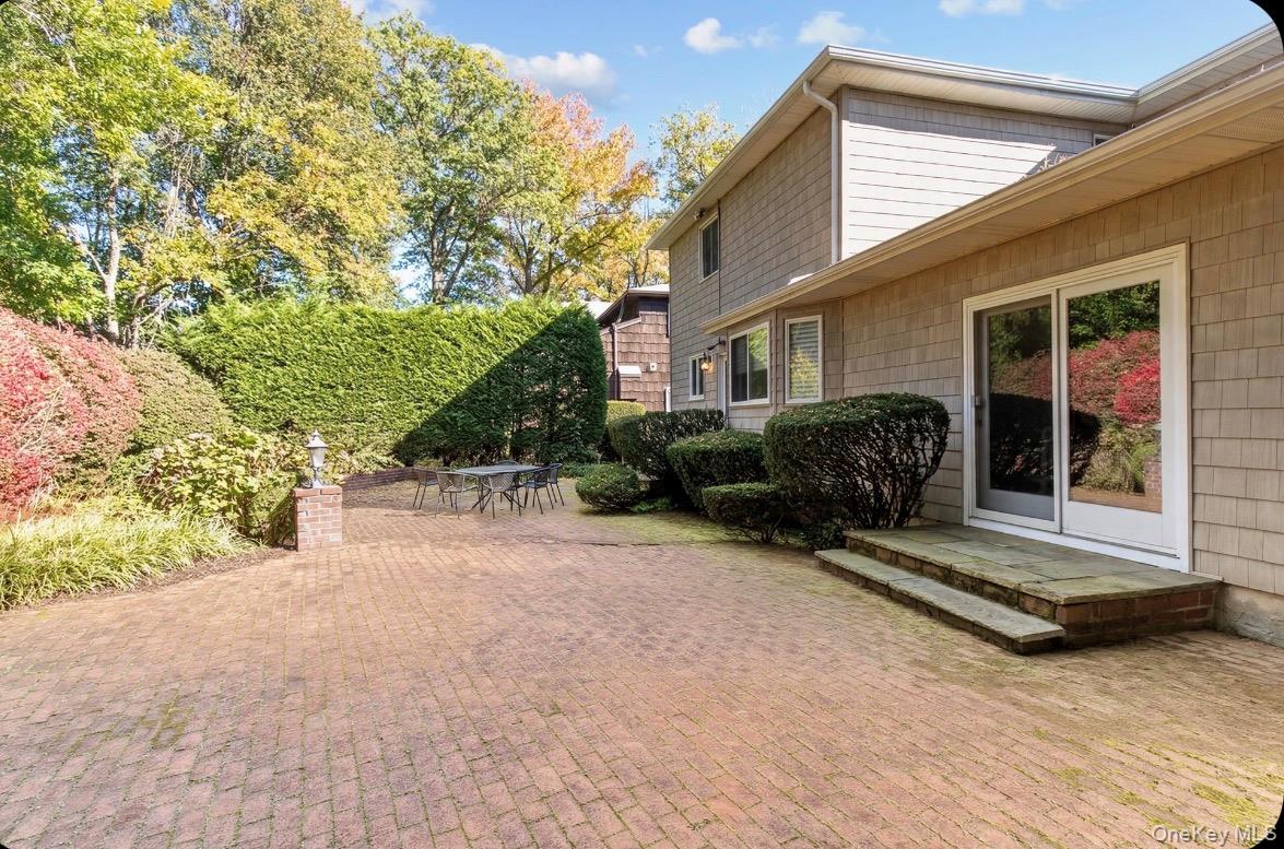 6 Pin Oak Drive – For Sale photo 32