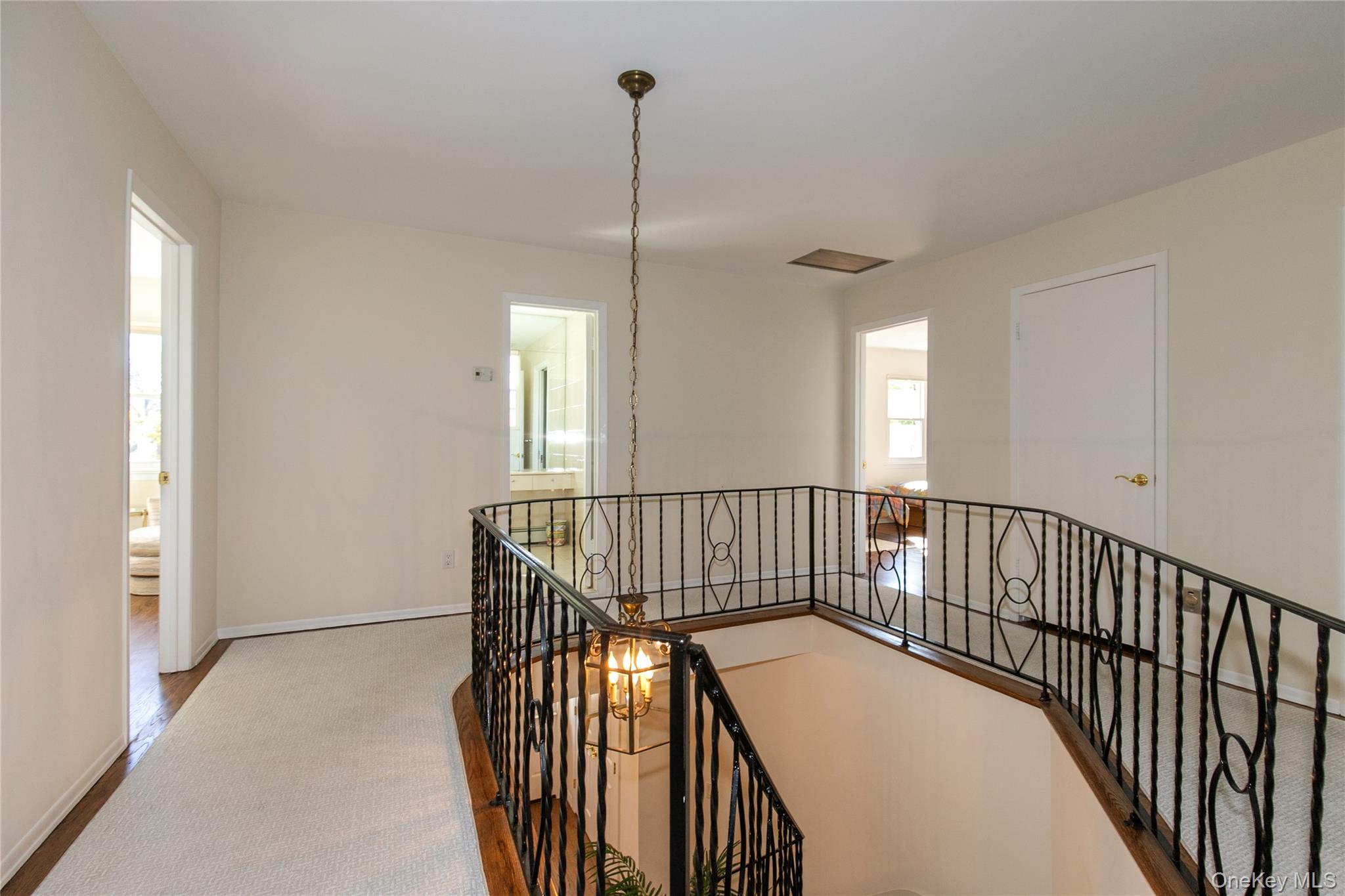 6 Pin Oak Drive – For Sale photo 18