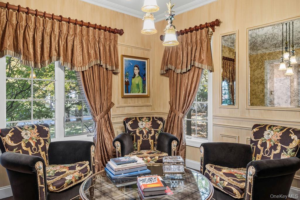 8 Village Green – For Sale photo 6