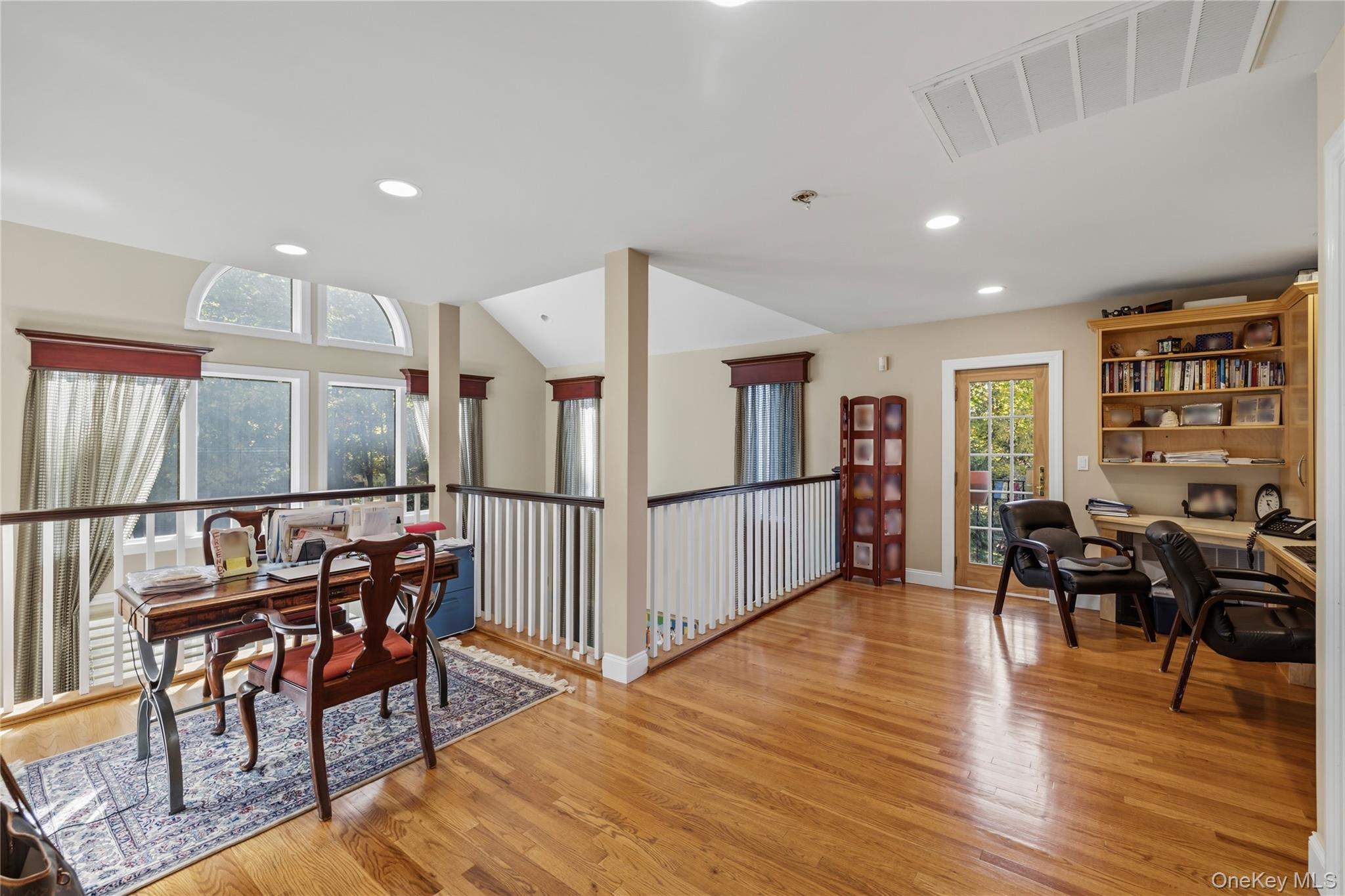 8 Village Green – For Sale photo 27