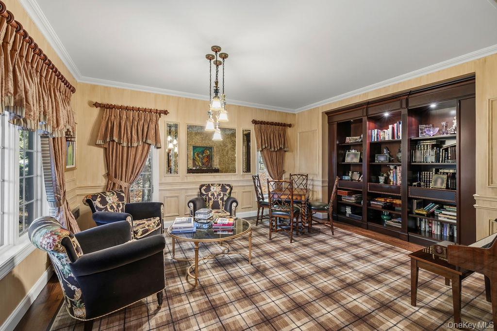 8 Village Green – For Sale photo 7
