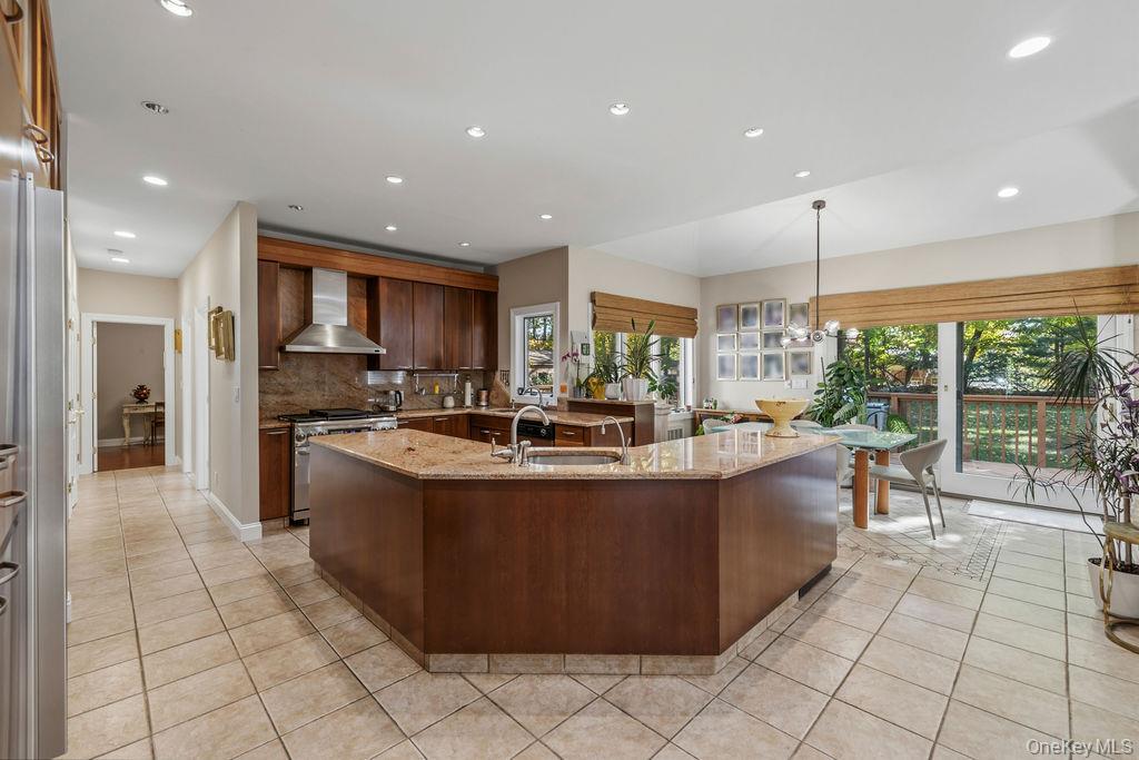 8 Village Green – For Sale photo 9