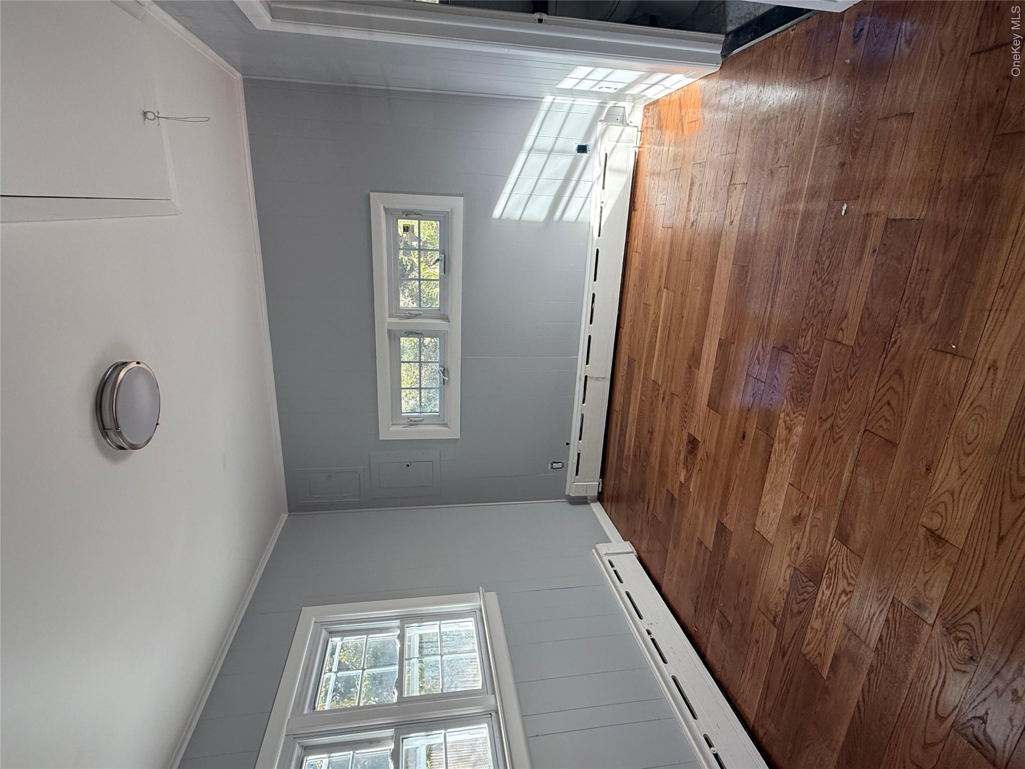 124 Camp Hill Road – For Rent photo 2