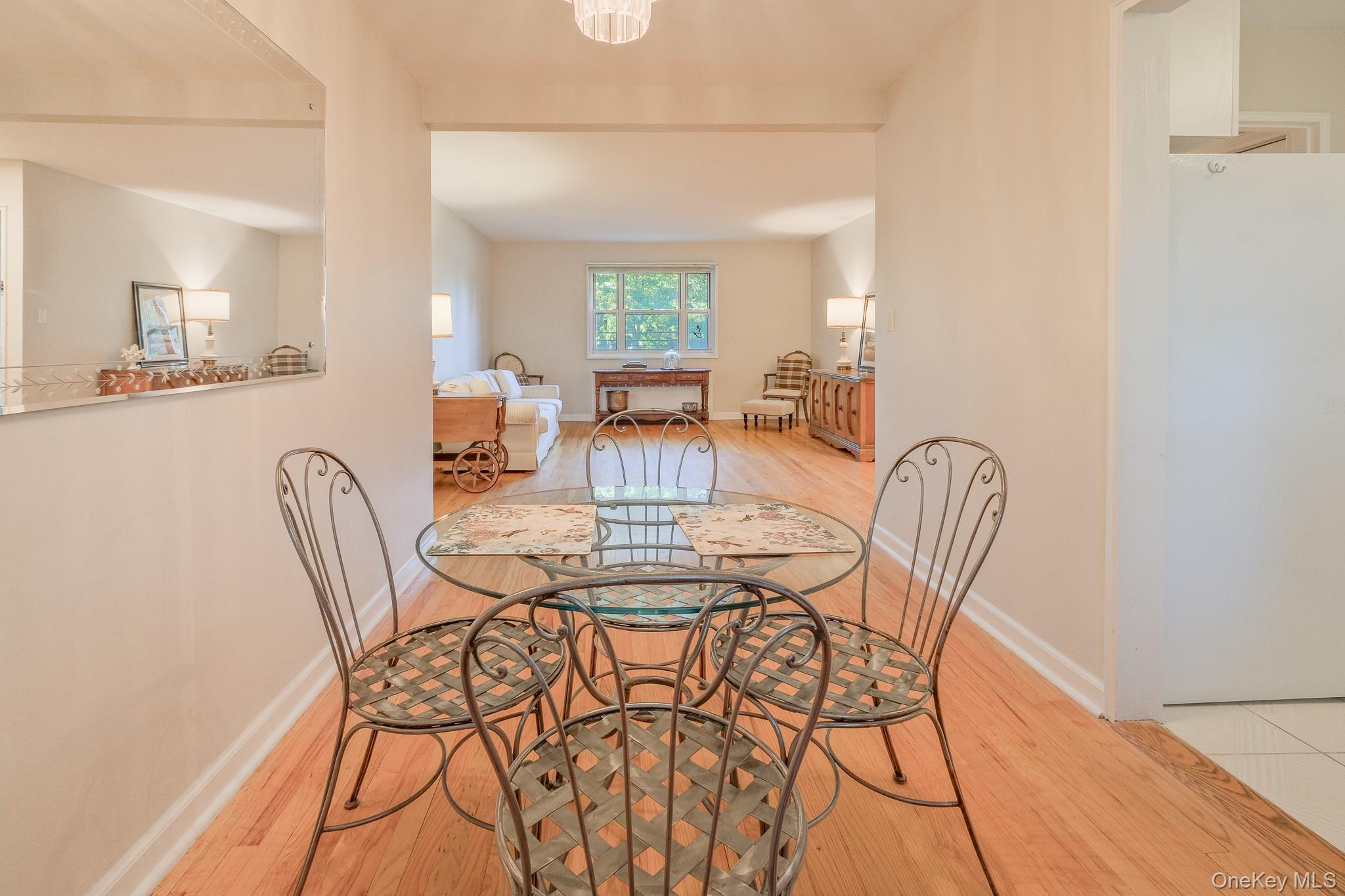 836 N Broadway, Unit 2E photo 11