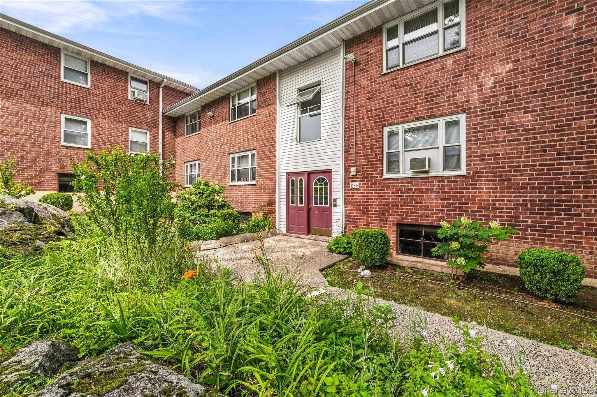 836 N Broadway, Unit 2E