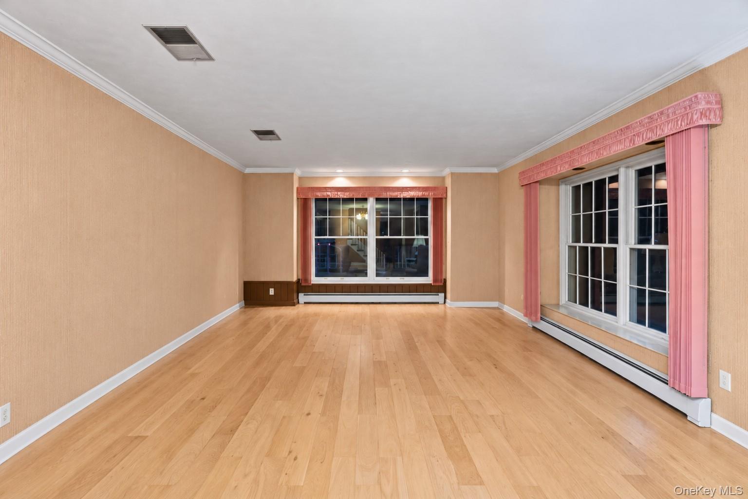 21 Nottingham Court N – For Sale photo 6