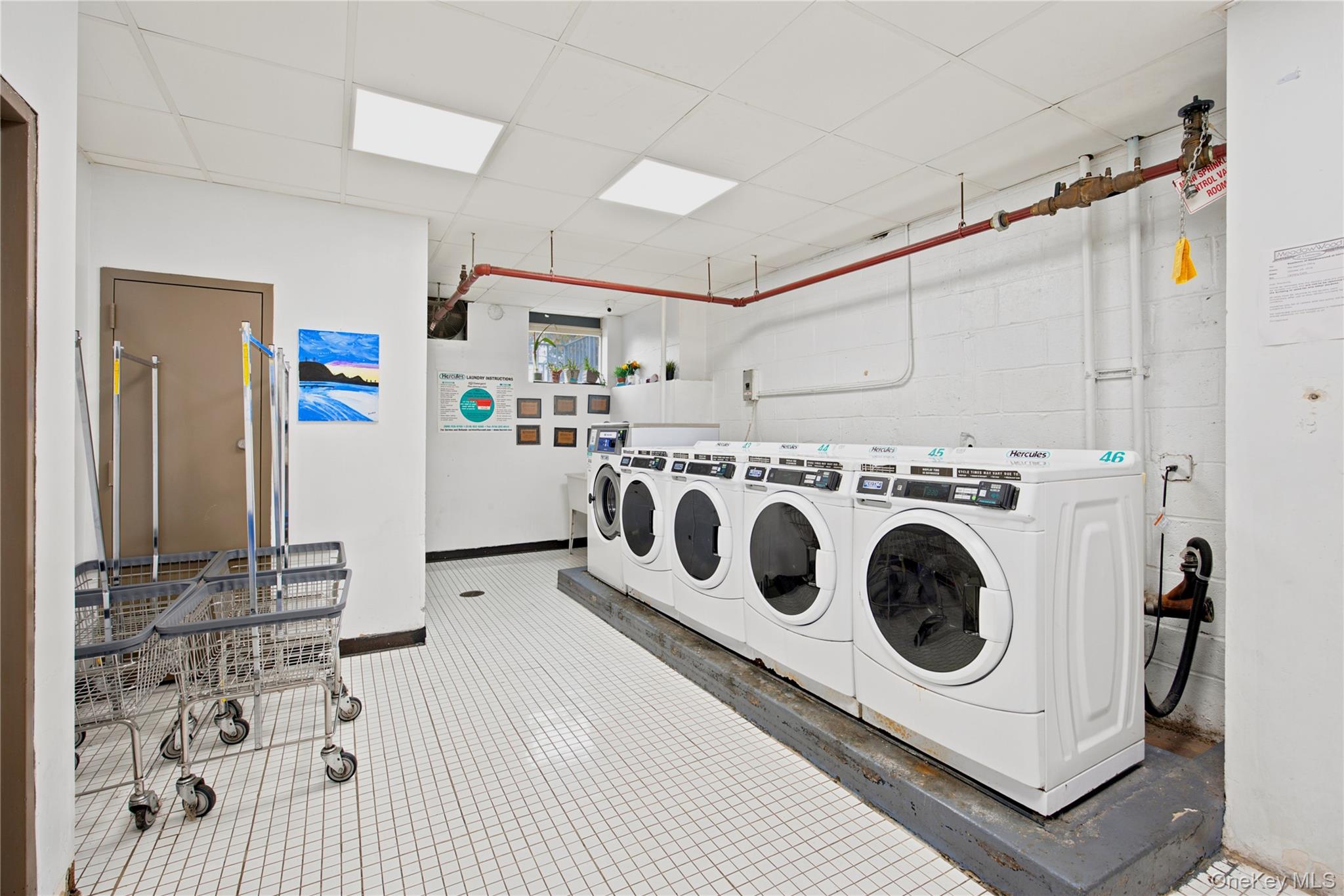 200 Cozine Avenue, Unit APT1E photo 22