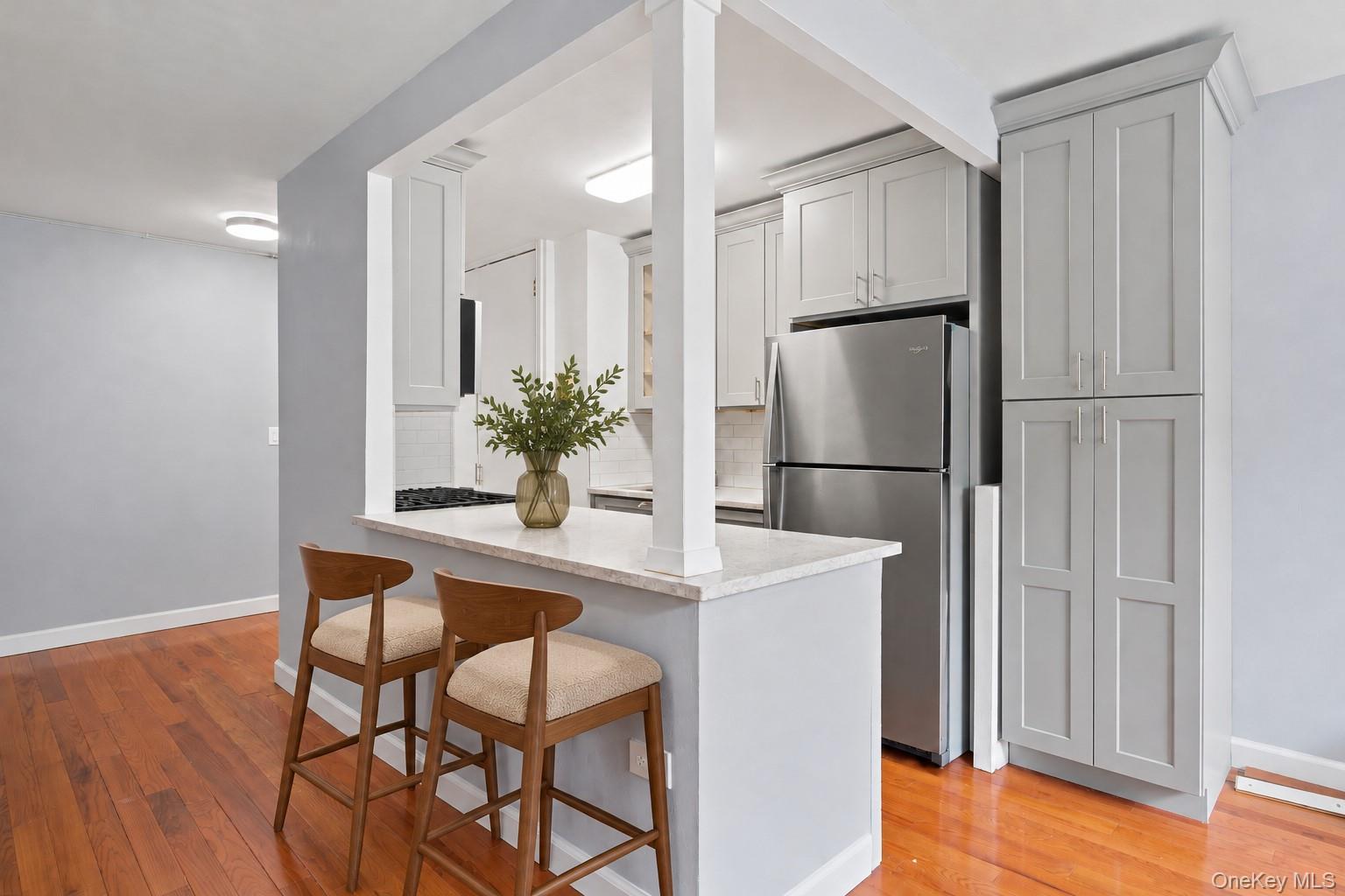 200 Cozine Avenue, Unit APT1E photo 5