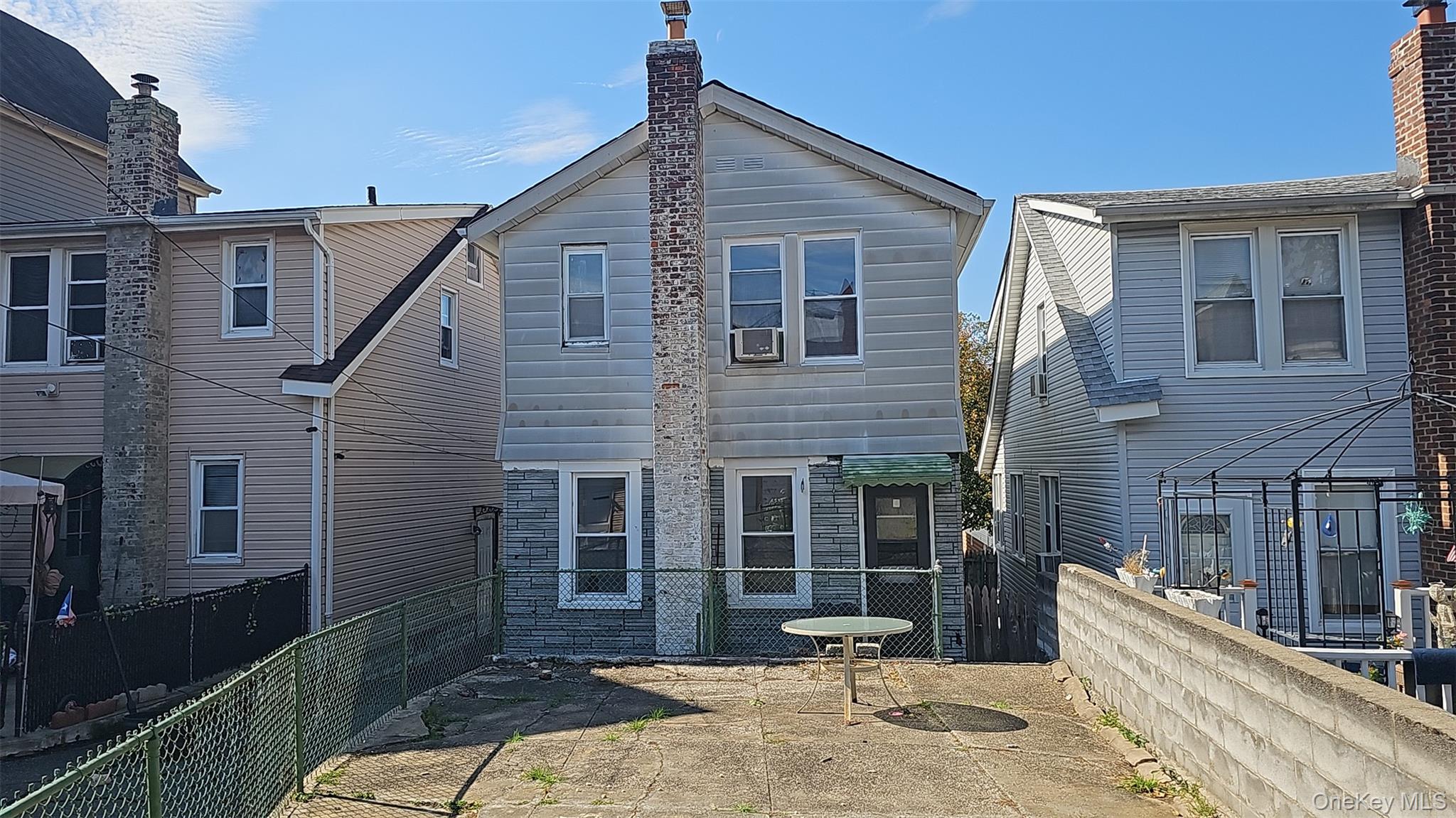 1812 Mulford Avenue – For Sale photo 14