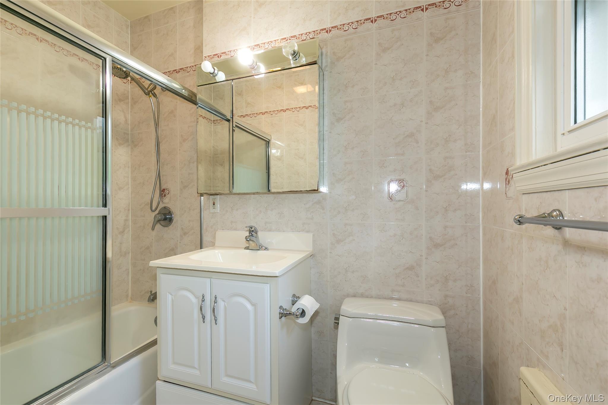15 Somerset Drive S – For Rent photo 26