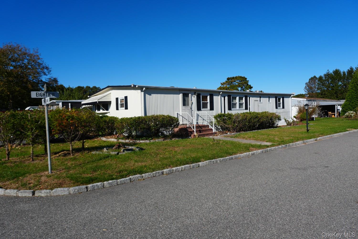 703 Fresh Pond Avenue, Unit 32